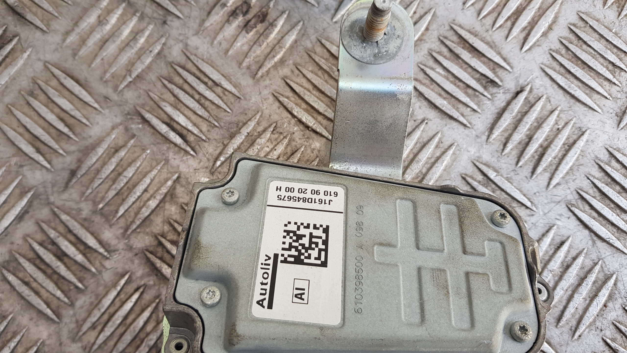 MERCEDES W212 tension belt safety left front 610035800d
