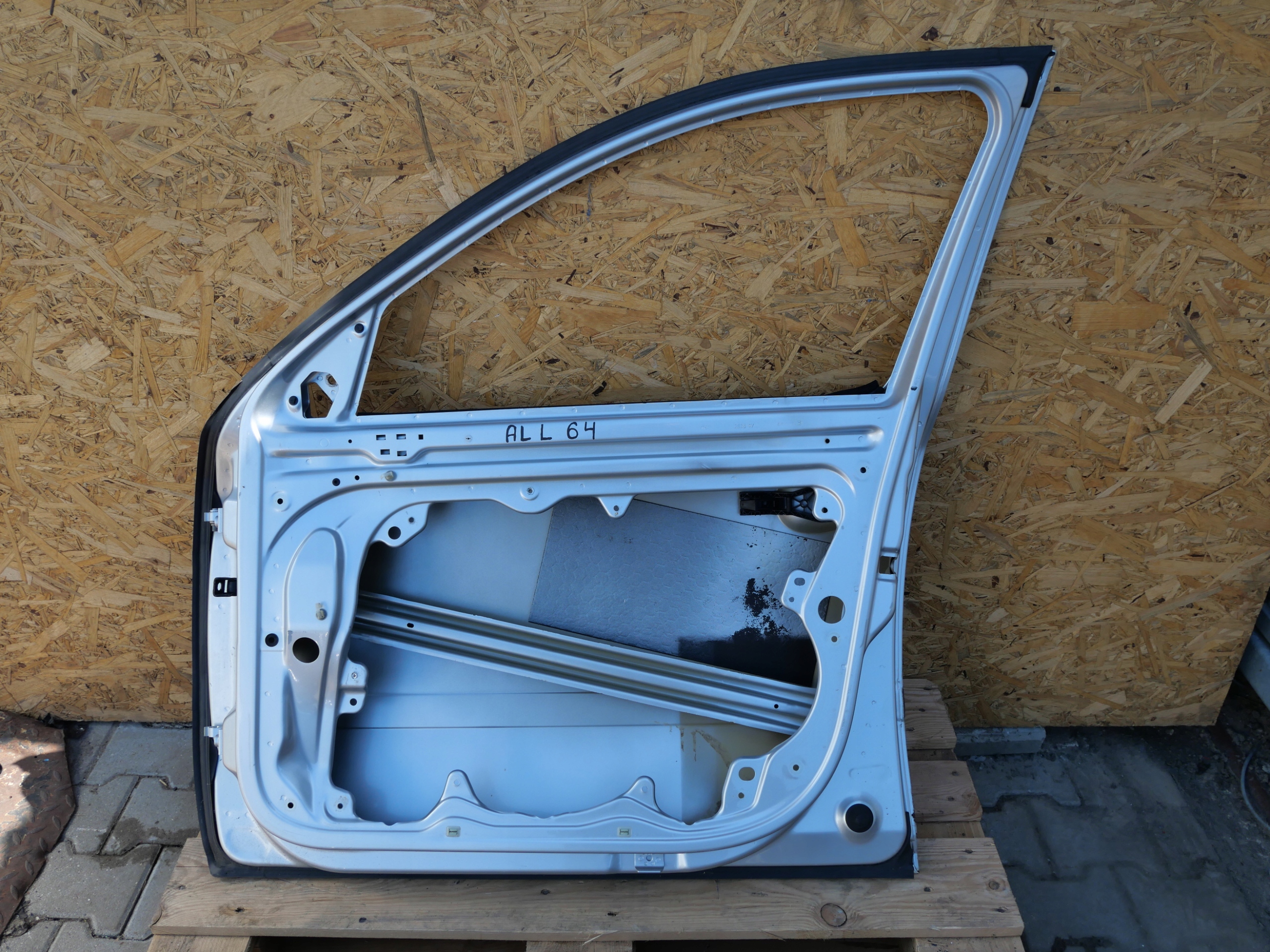 door SKODA OCTAVIA II right front