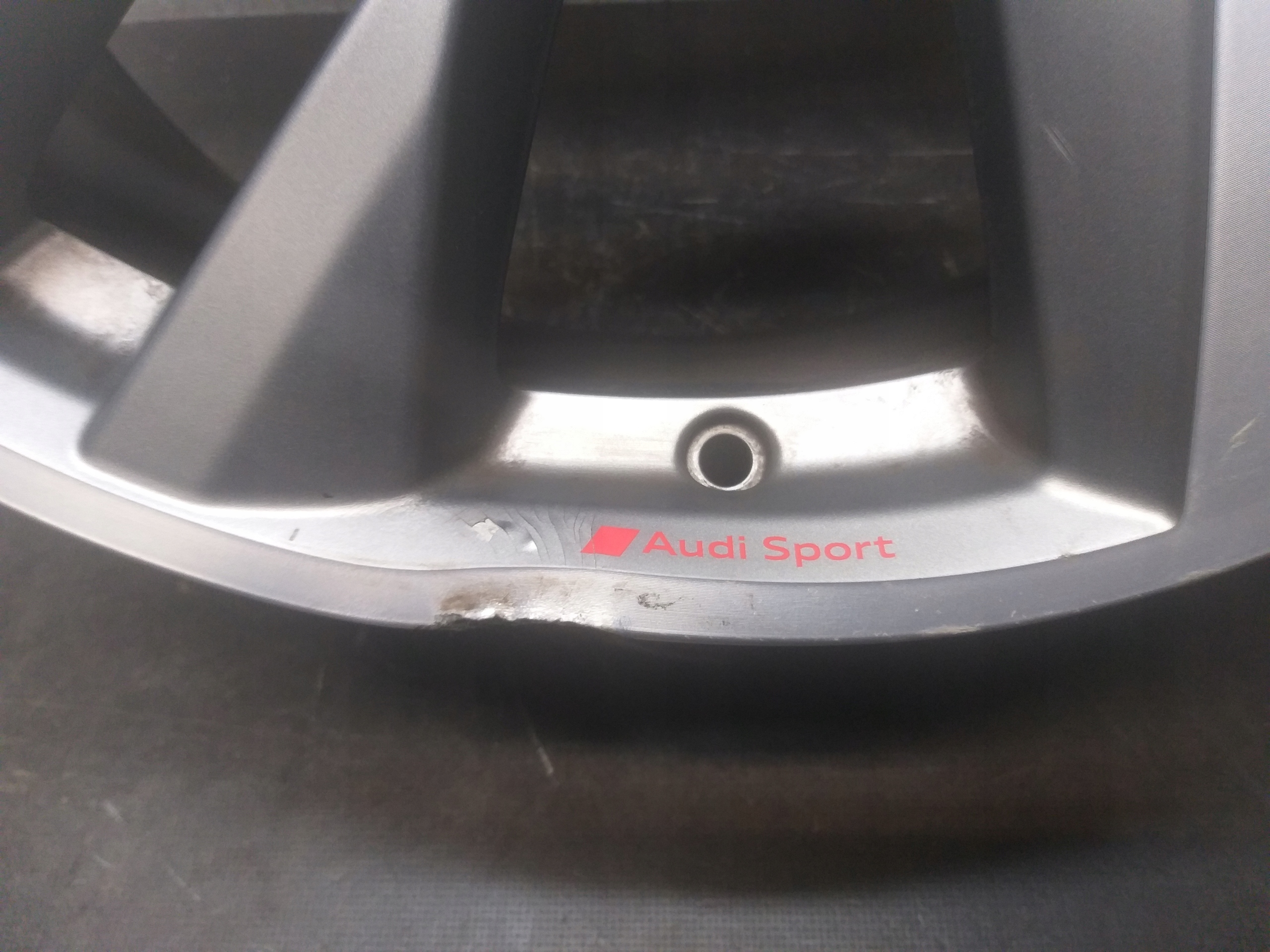 disk hliníkový AUDI Q5 80A 8,5J 21" ET34 5X112 80A601025BS