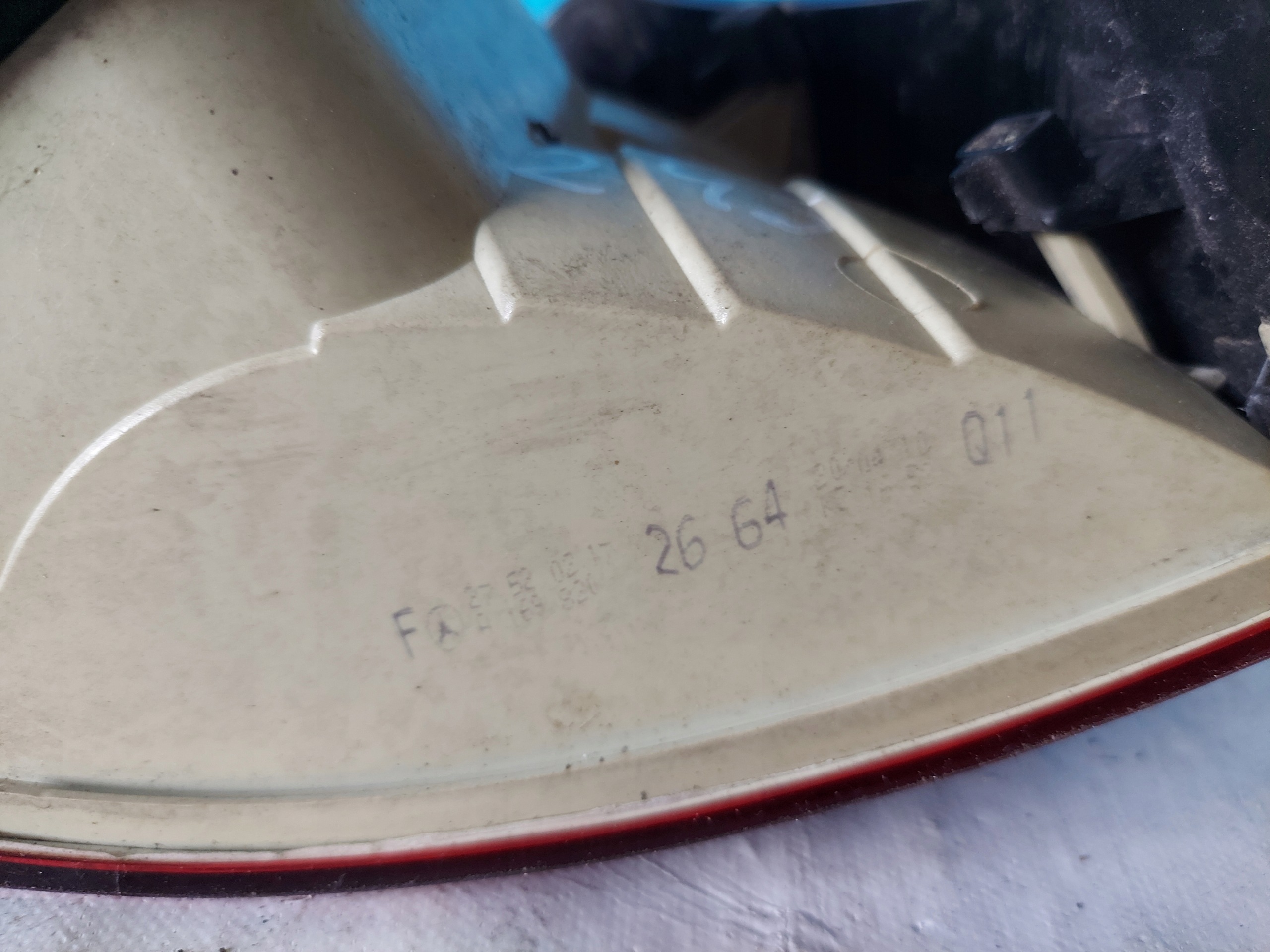 light MERCEDES W245 B KLASA A1698202664 right rear part
