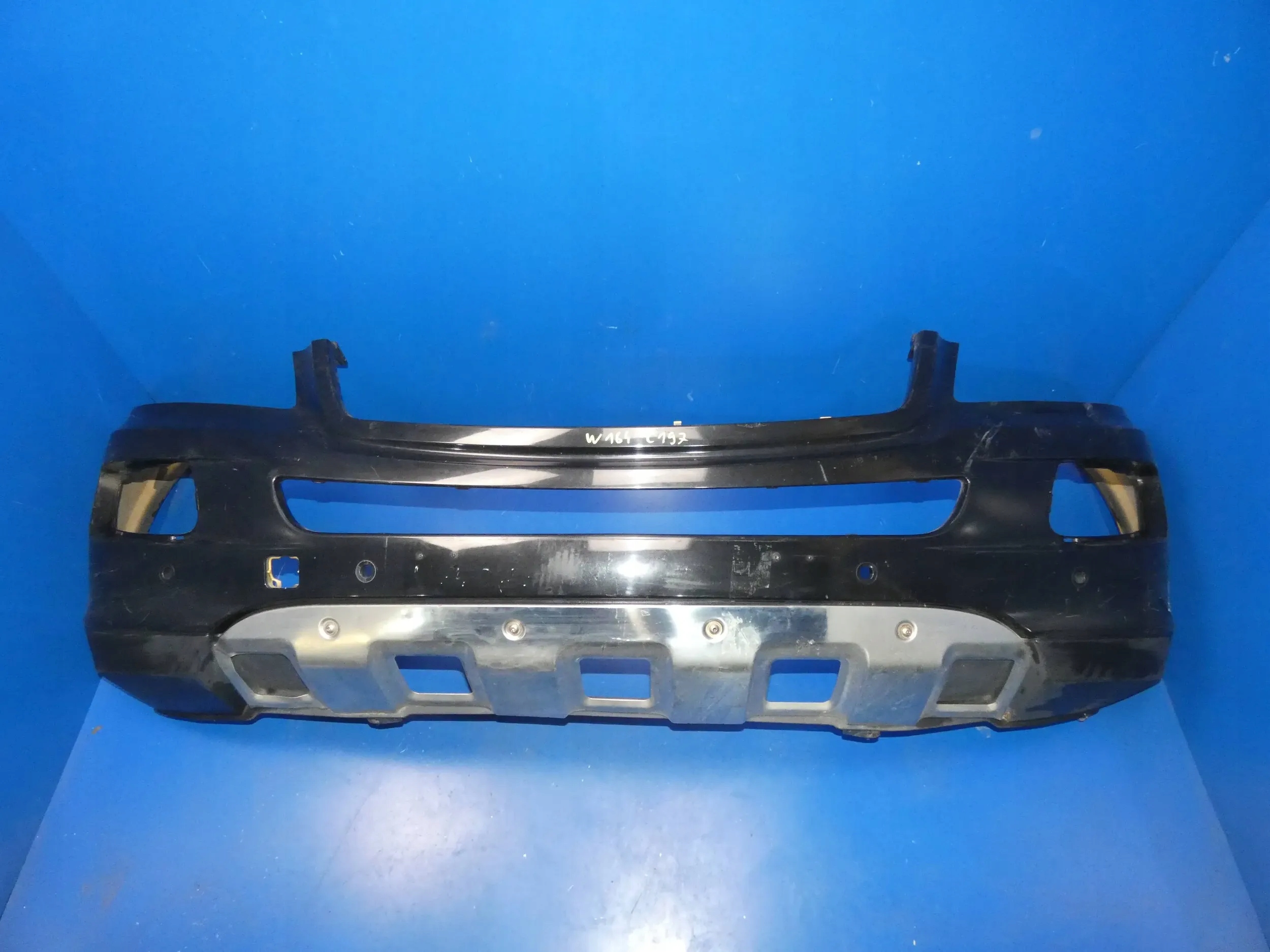 MERCEDES ML W164 bumper front front below sensors PDC CHROM