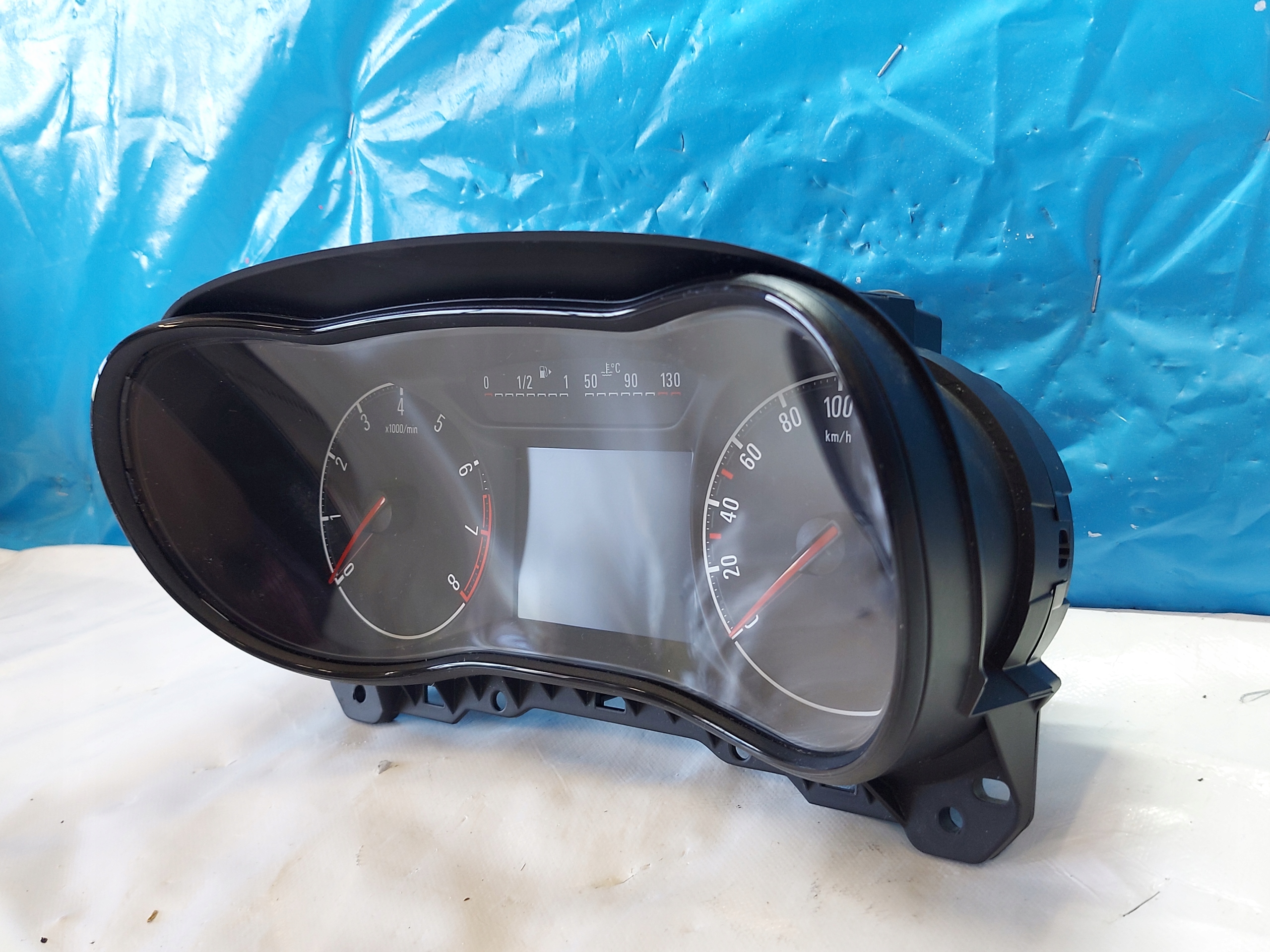dials clock OPEL CORSA E 1.4 B 39056369