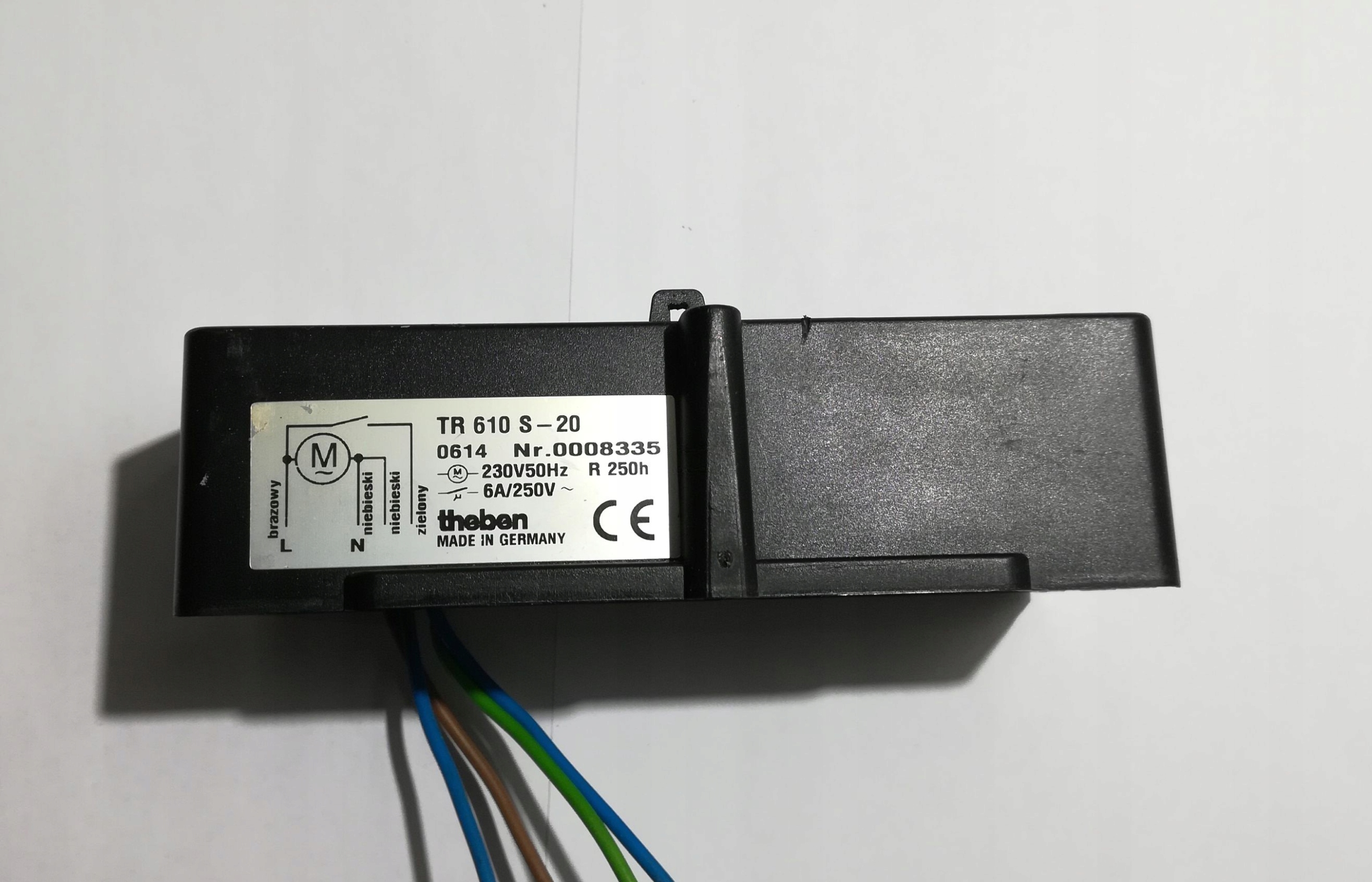 Programator czasowy zegar Theben TR 610 S-20 Kod producenta TR 610 S-20