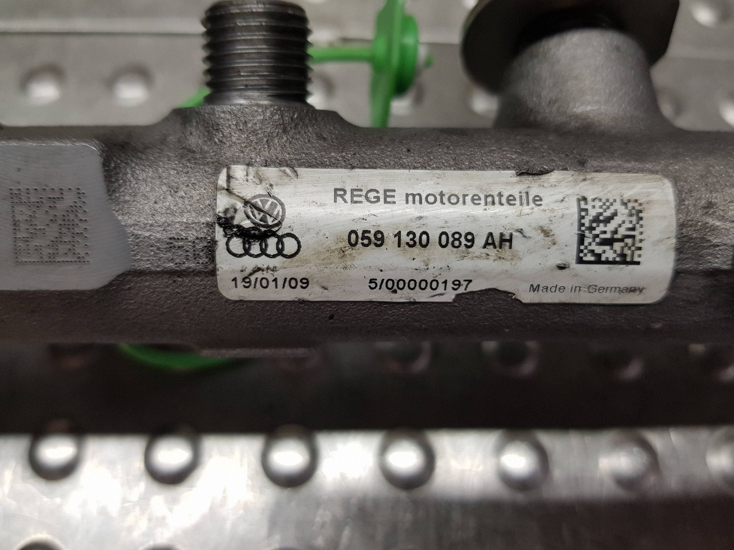 kraftstoffverteiler einspritzleiste links sensor 059130089AH AUDI A4 B8 A5 8T A6 C6 3.0 TDI