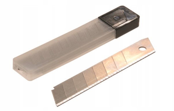 OSTRZA ŁAMANE WYMIENNE PAINTER PROFESSIONAL 18mm