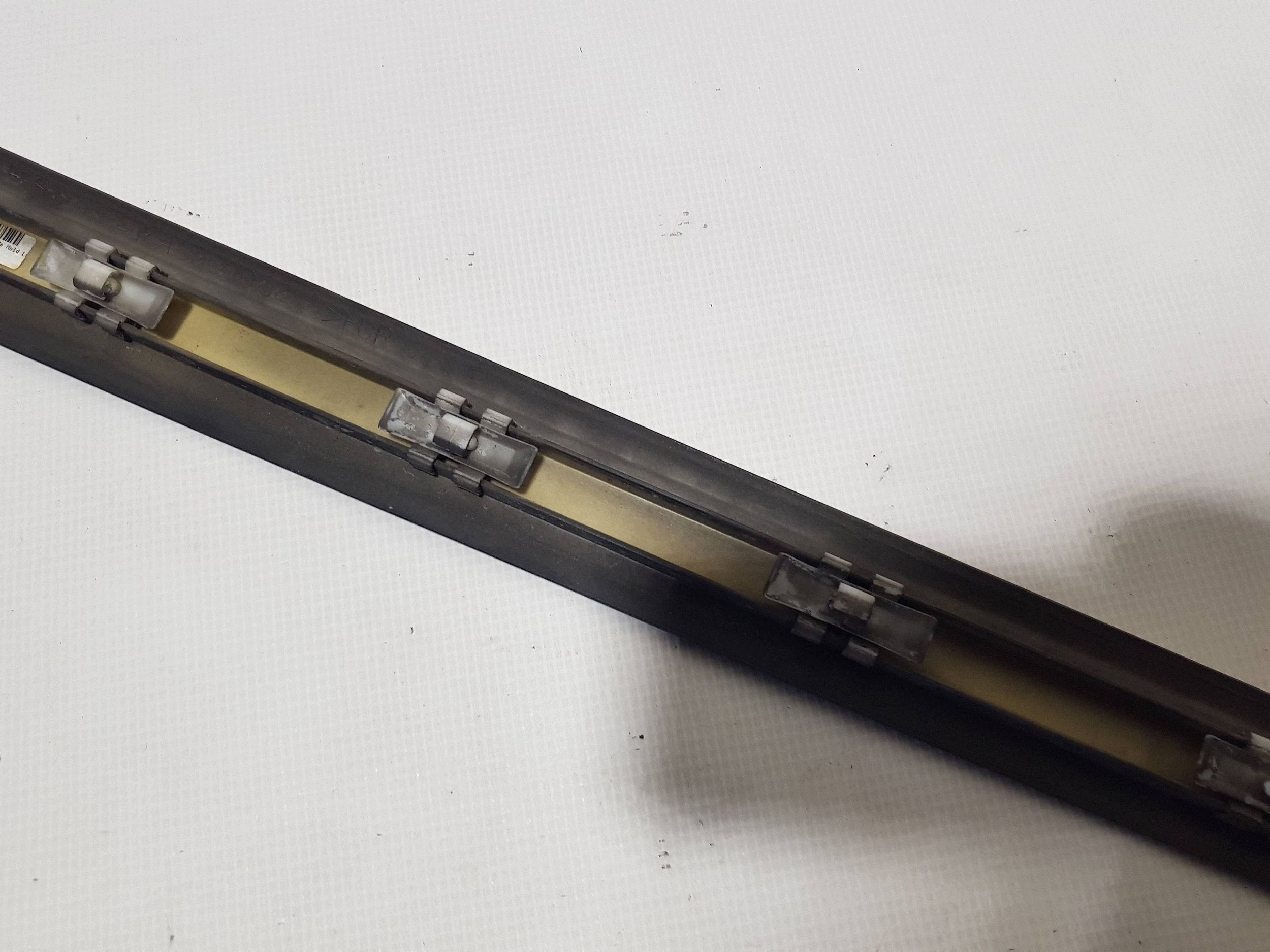 MERCEDES ML W164 GL X164 moulding door left front c97 197