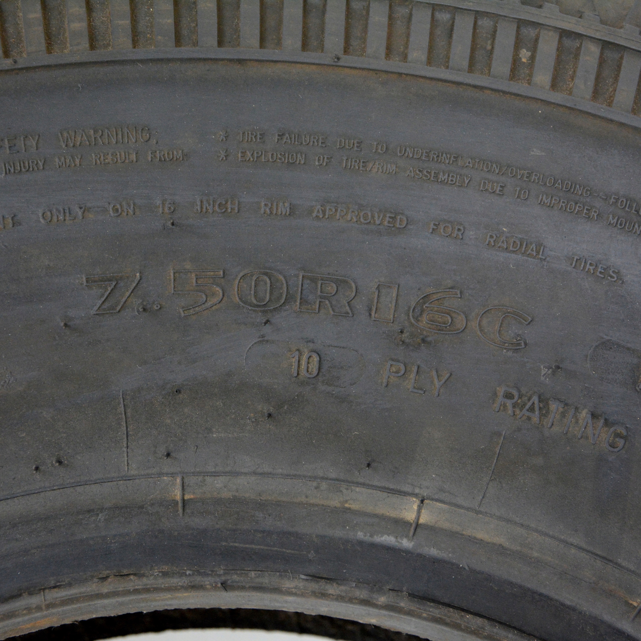 Opona Goodyear G90 7.50 R16C Profil opony 80