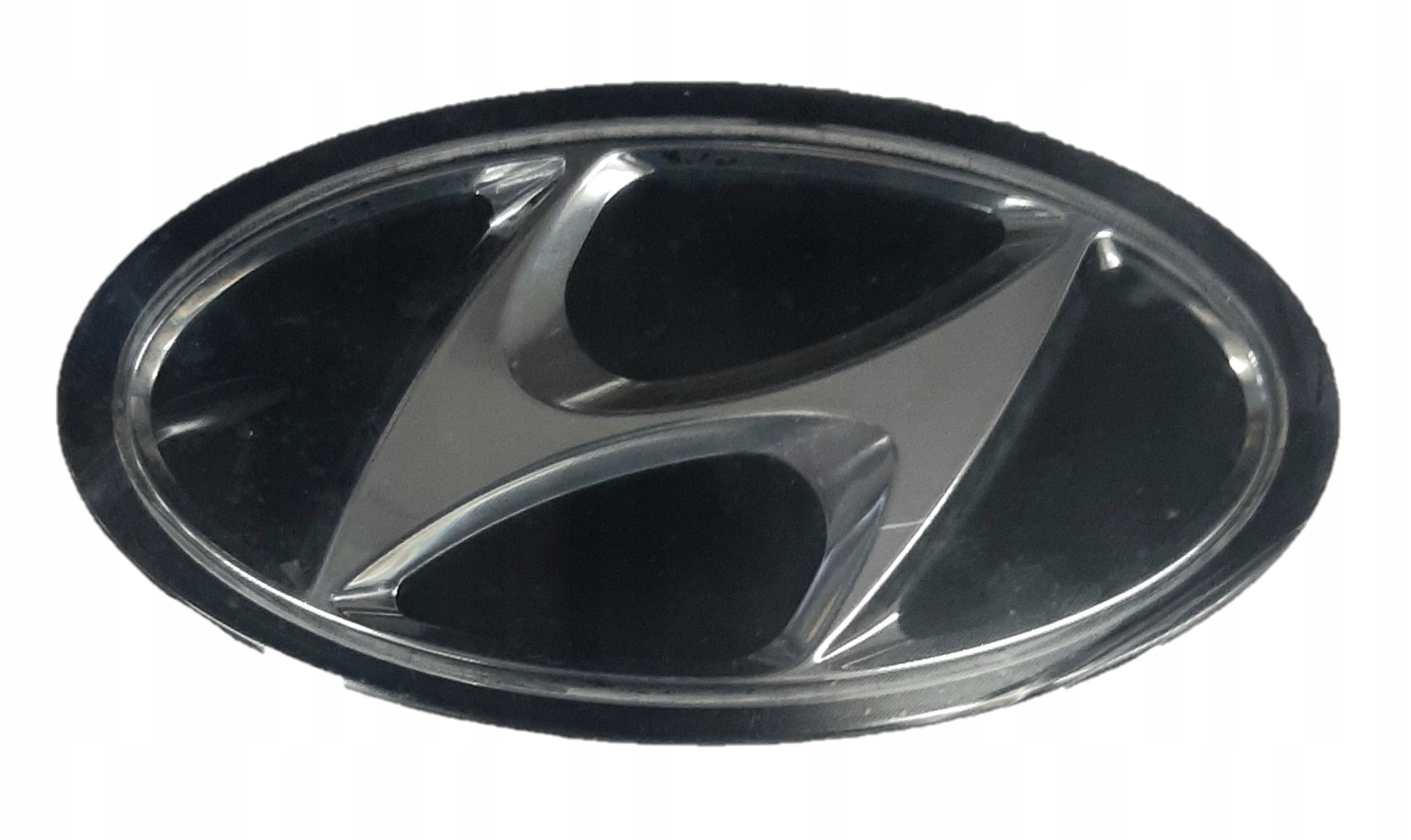 86367-G4000 - Эмблема обтекатель радара HYUNDAI i30 2016-