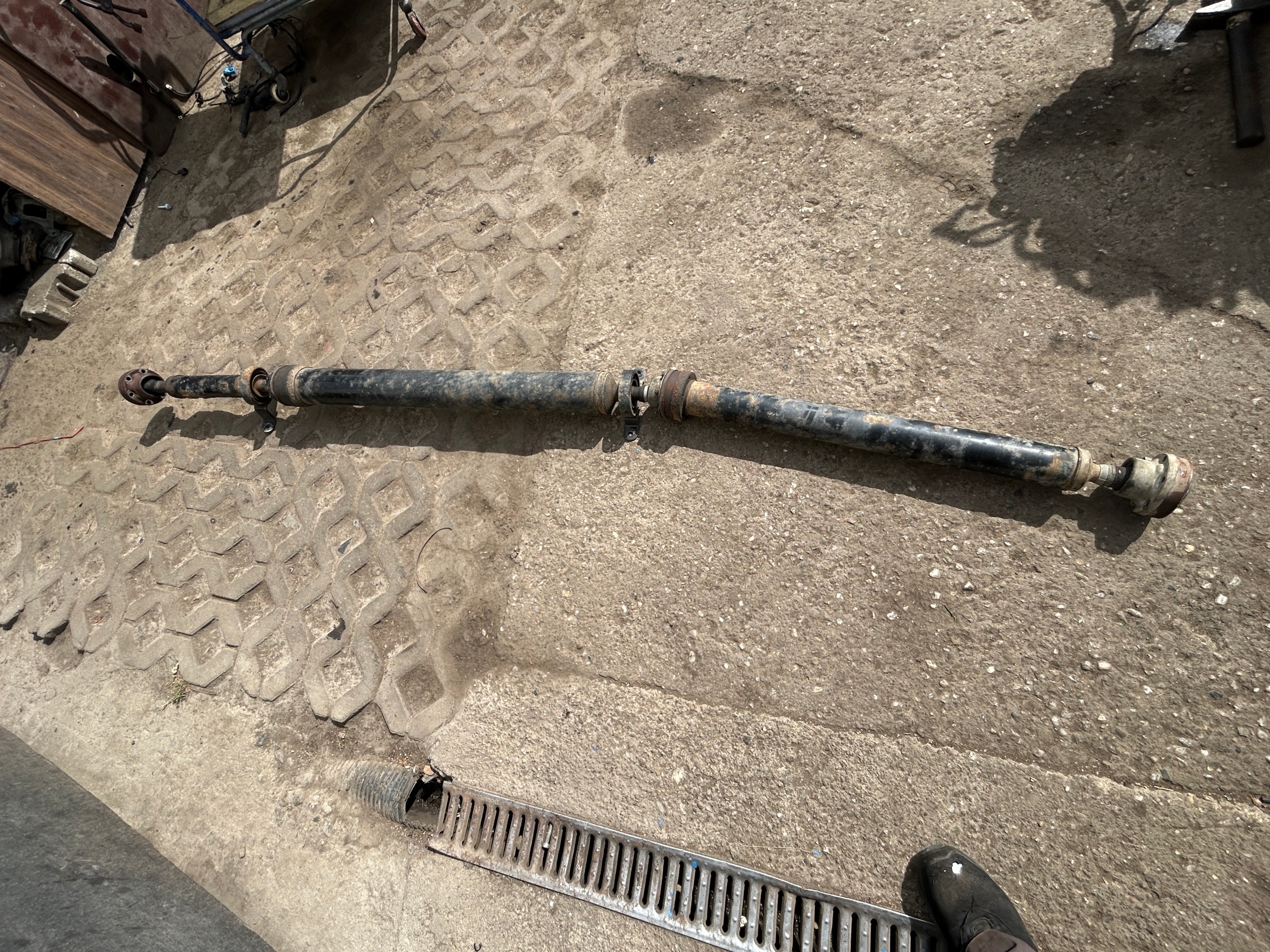 VW T5 2,5 TDI SYNCRO 4X4 cardan 7H0521102A