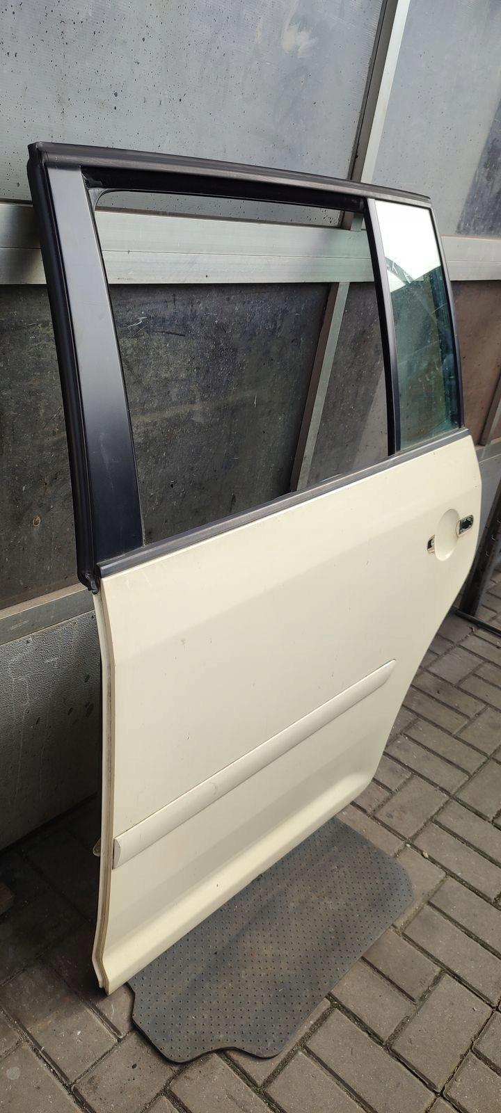 Tür heck hinten links VW Touran und R115