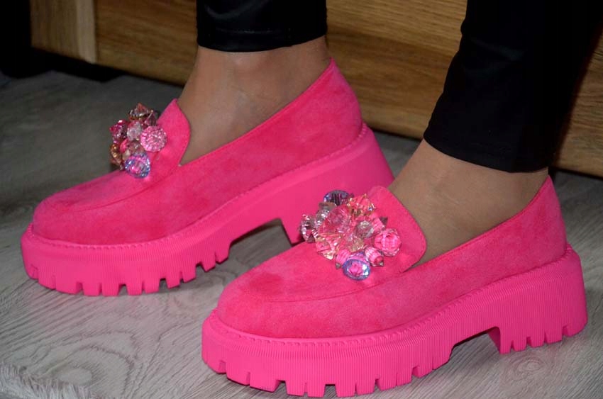 CUDNE DAMSKIE MOKASYNY Z KRYSZTAŁKAMI SKÓRA CASUAL BUTY ITALY STYL ORGINAL Model SESSIK 2024 WIOSNA