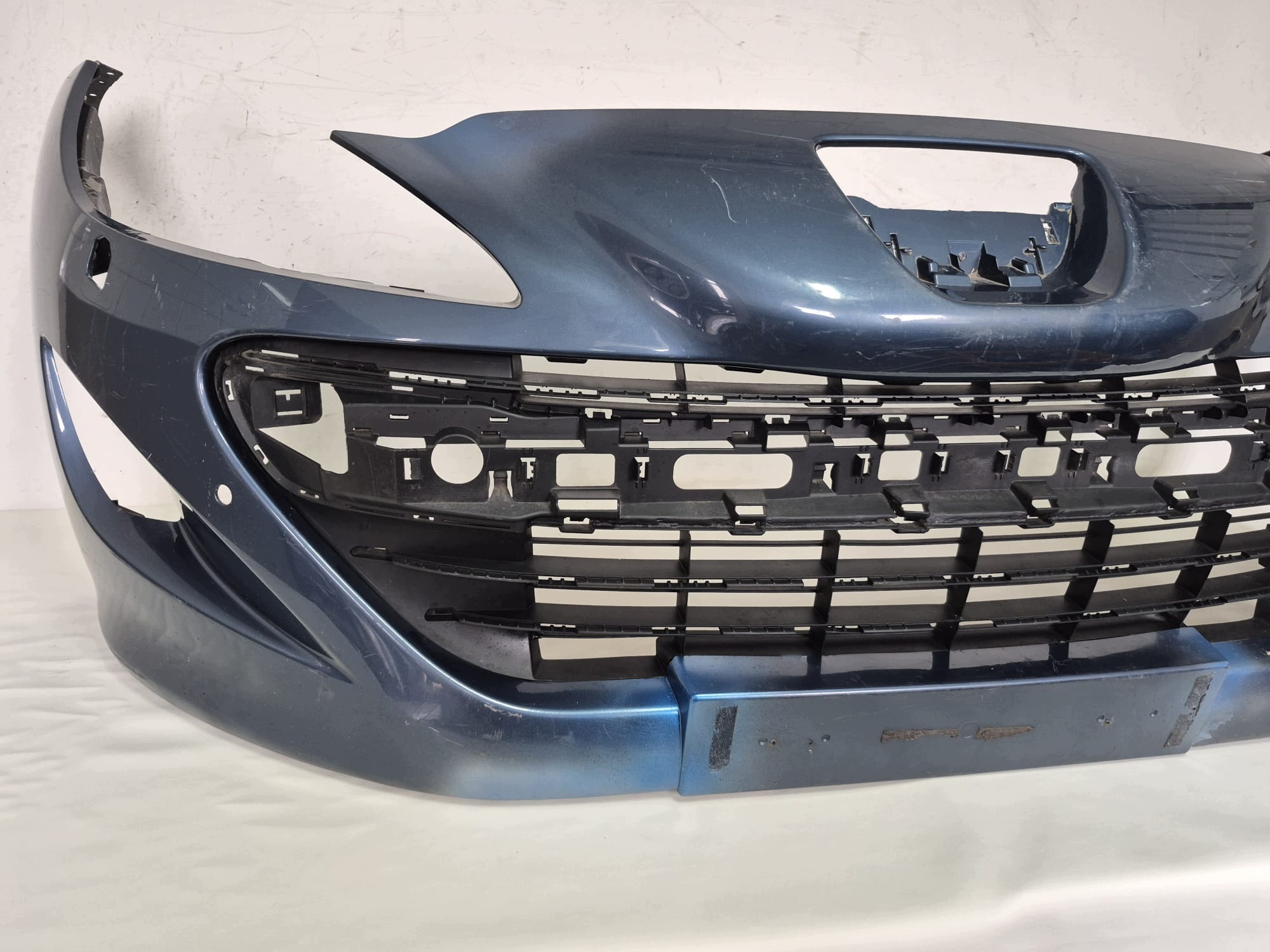 PEUGEOT RCZ 10- bumper front front PDC YM21600177