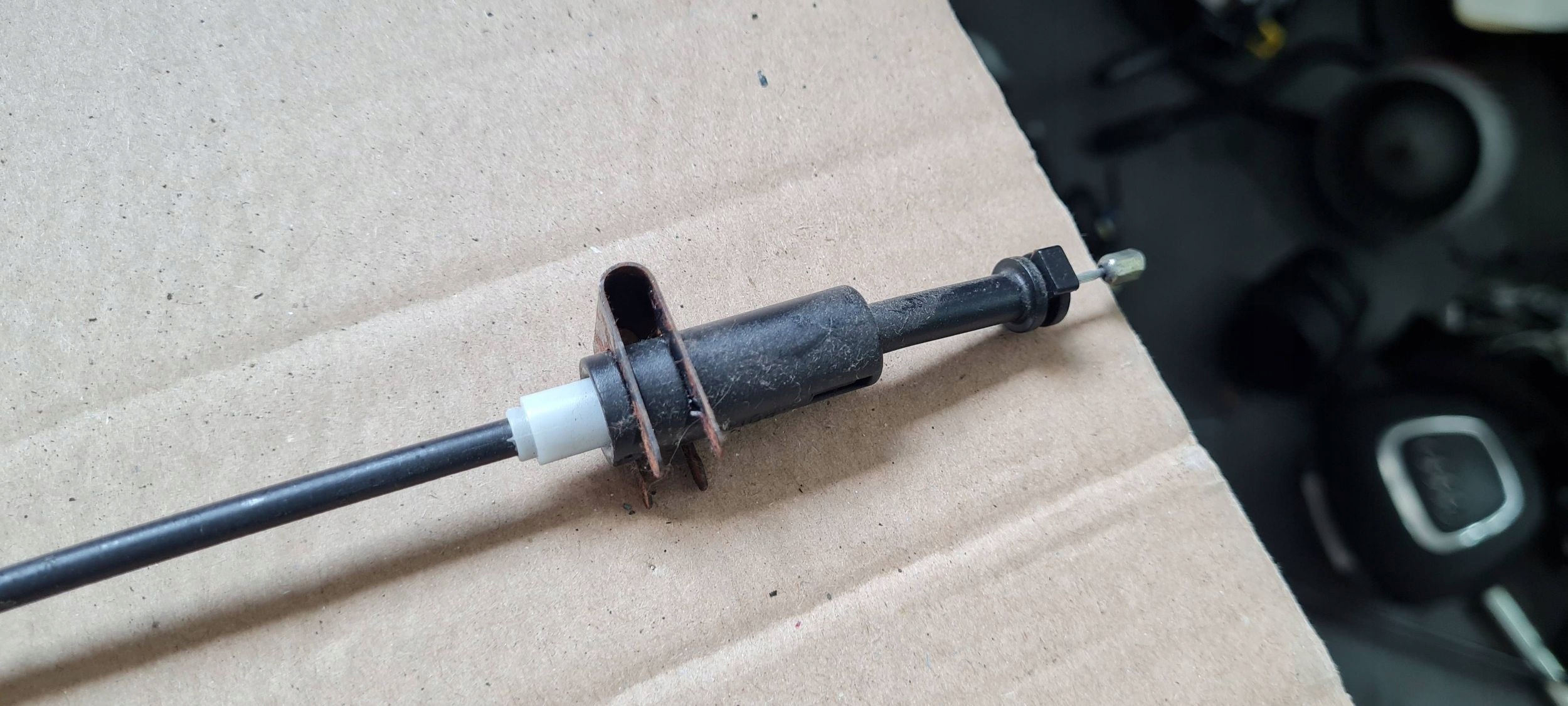 A6 C6 LIFT rope seat holder bracket right right front A4 B6 B7