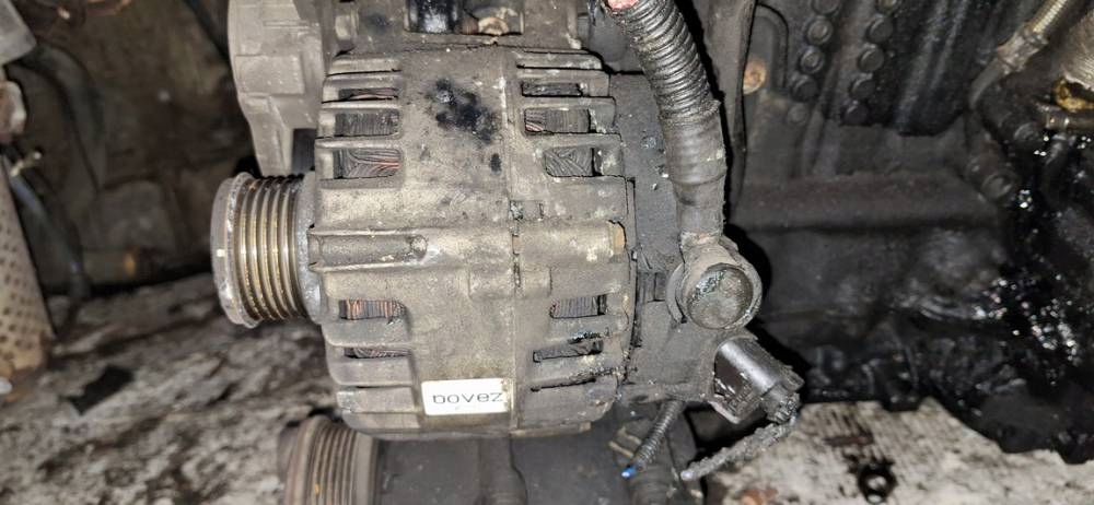 FORD Focus генератор 2011 1.6л