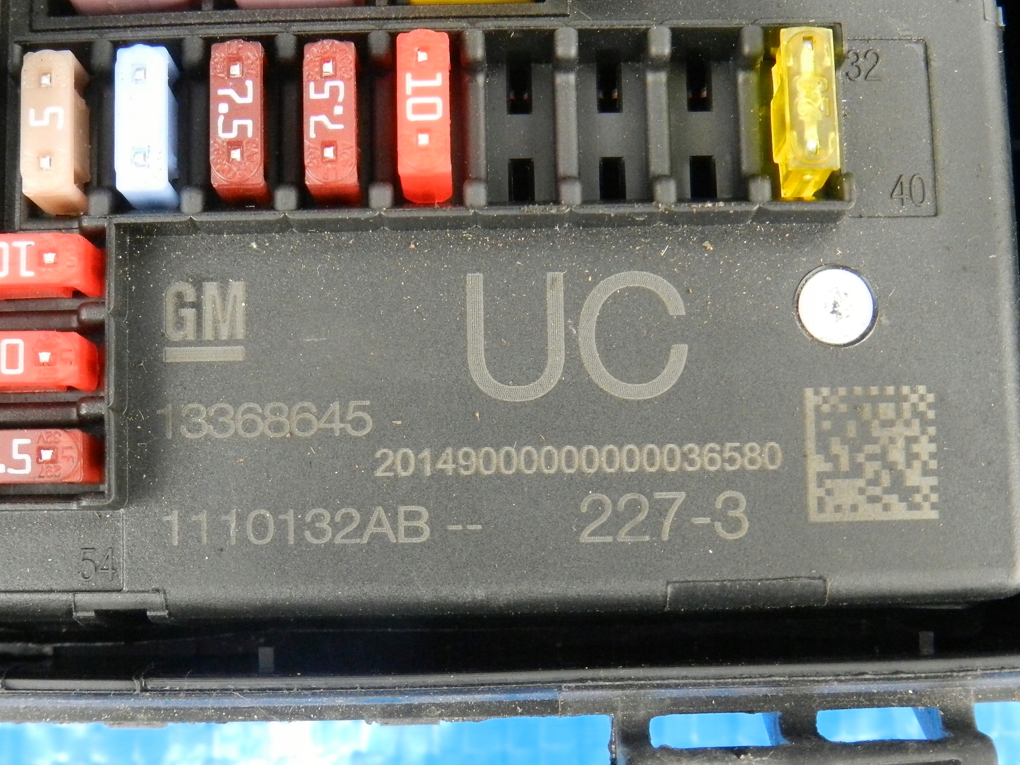 OPEL-CZĘŚC Zafira C Skrzynka moduł BSI 13368645 UC Typ samochodu Samochody osobowe