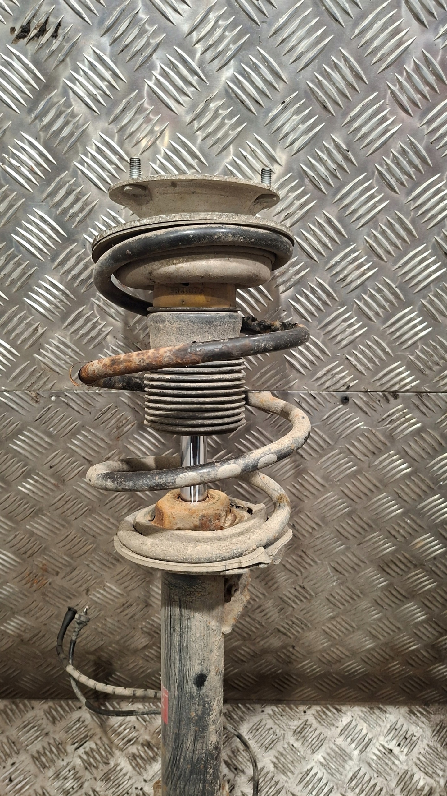 Amortiseur Ressort Gauche Avant BMW E46 2.0D