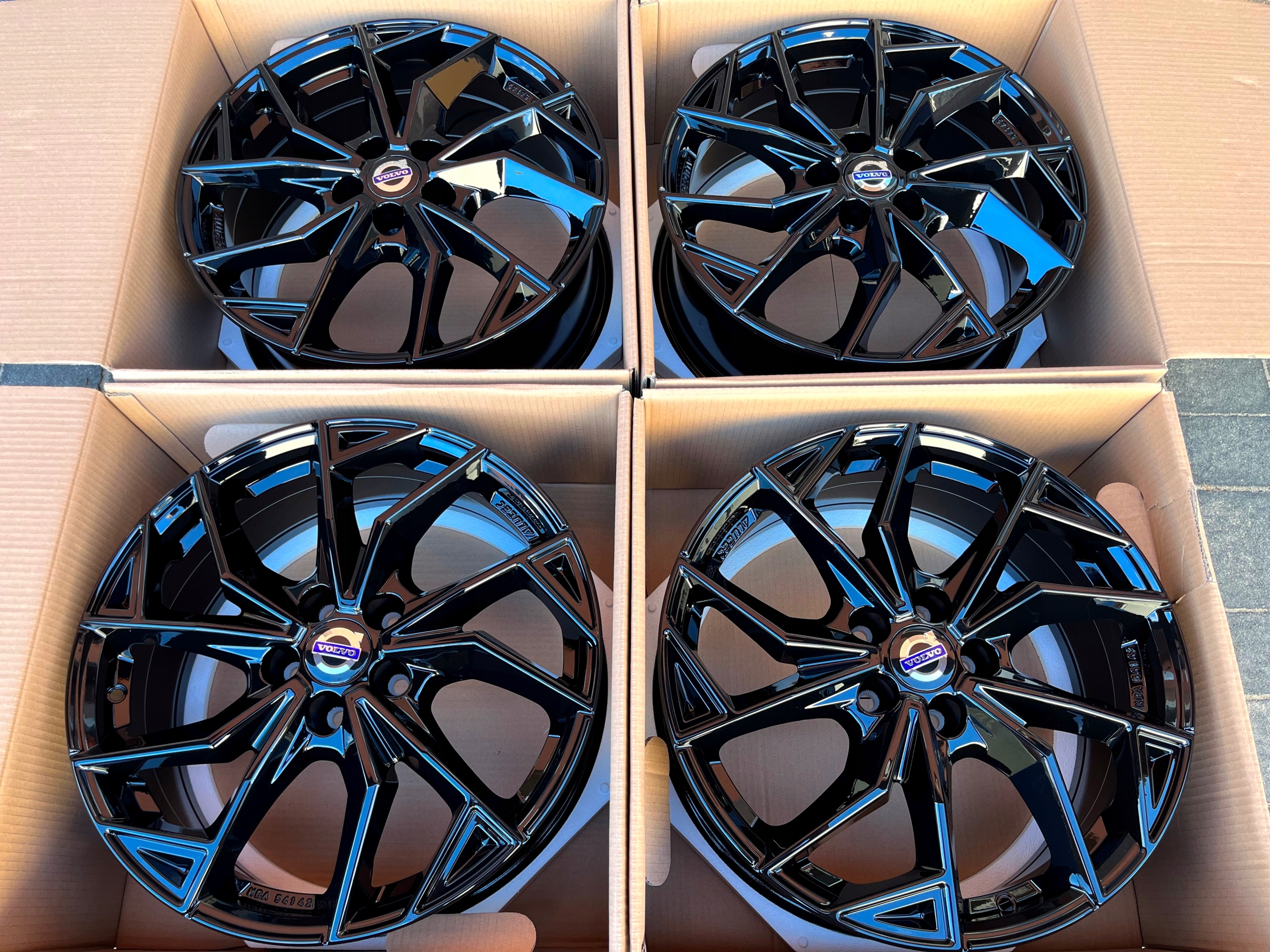 VOLVO XC40 XC60 XC70 FELGI ALUMINIOWE 19 ALUTEC