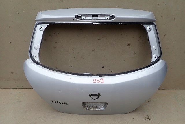 KLAPA TYŁ POKRYWA BAGAŻNIKA NISSAN TIDA