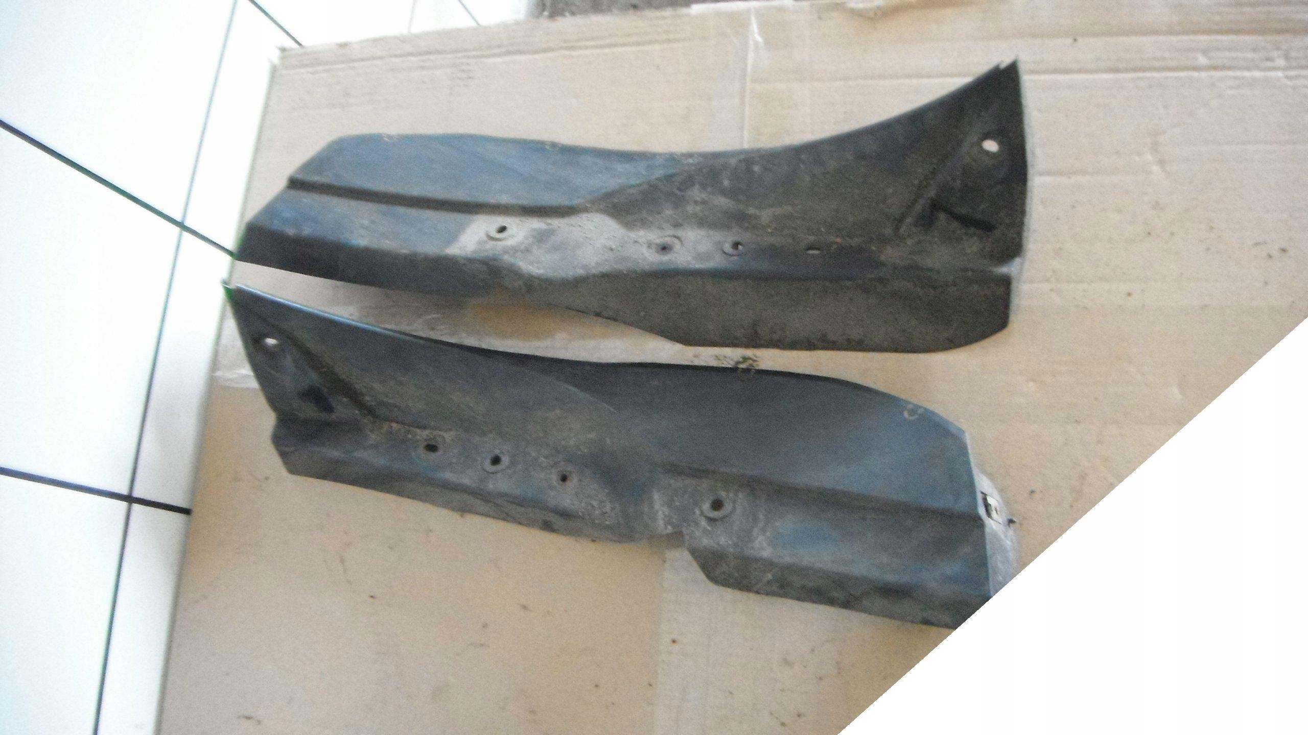 MAZDA 2 II 02-07 NADKOLE PRAWE TYLNE