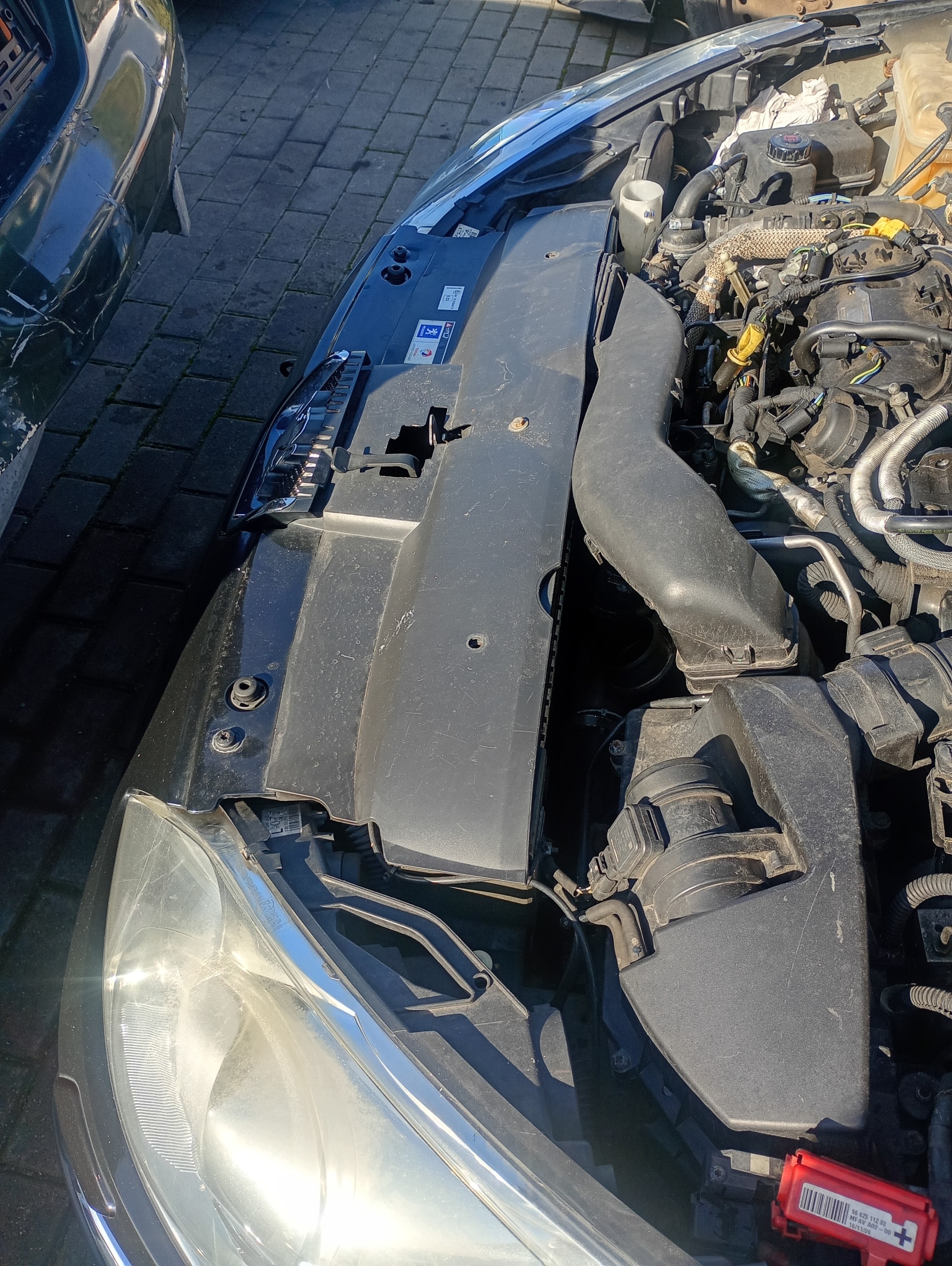 pillar iron support panel for radiators z bumper support Peugeot 407 SW 04-10