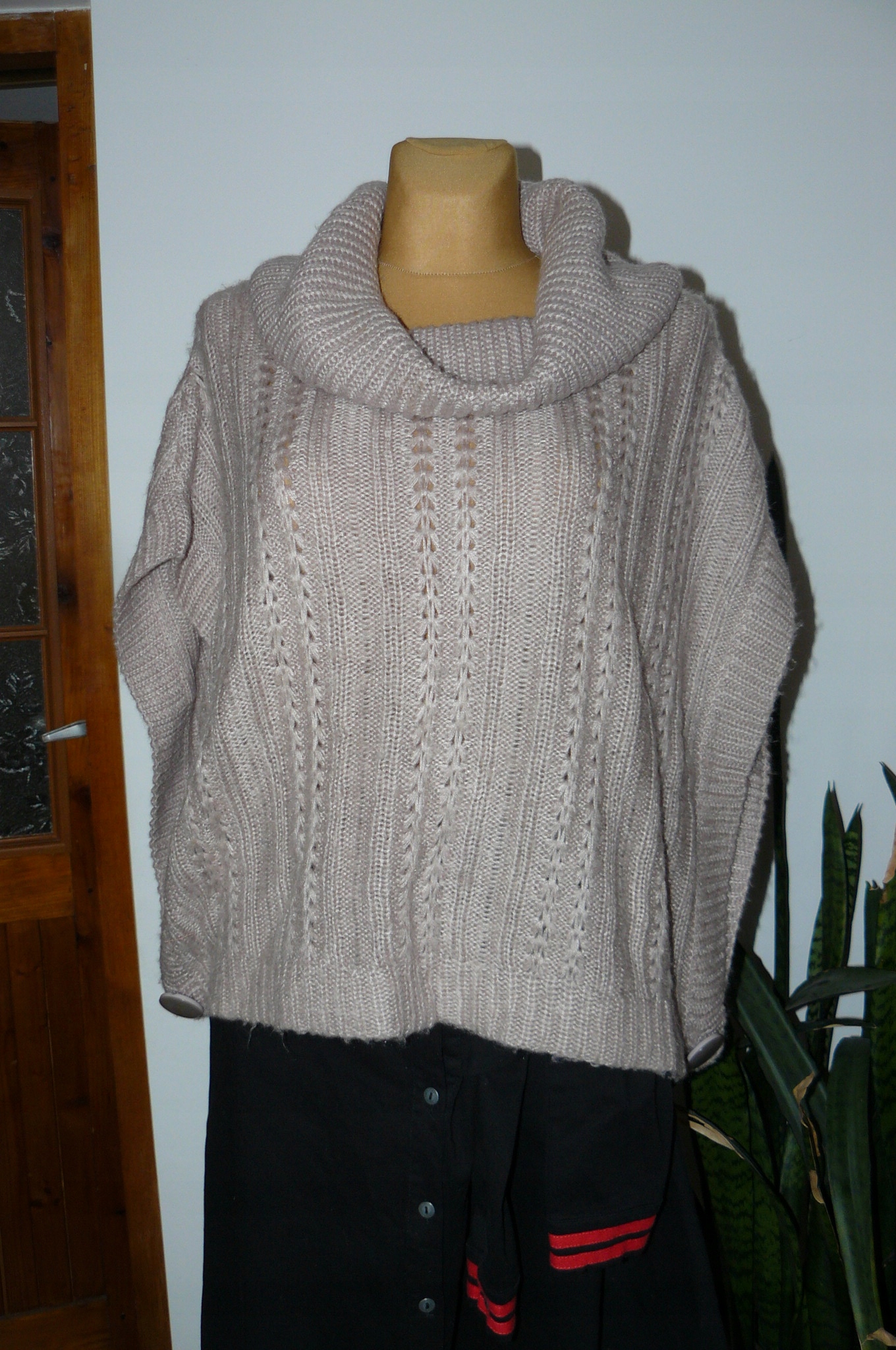 C&A CIEKAWE PONCZO-XL