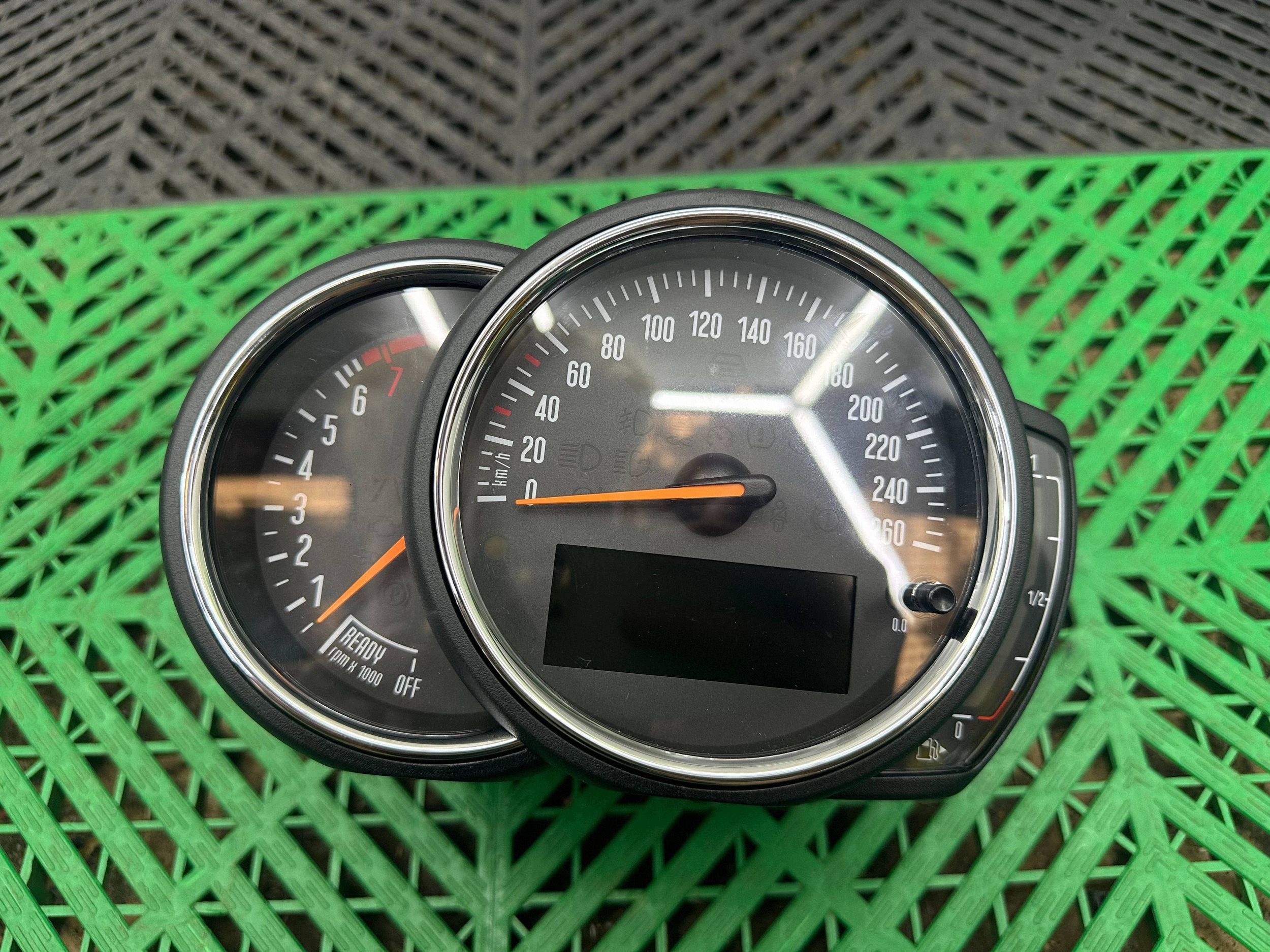 dials Mini One - Cooper F56 F55 LIFT 5A1C3F8
