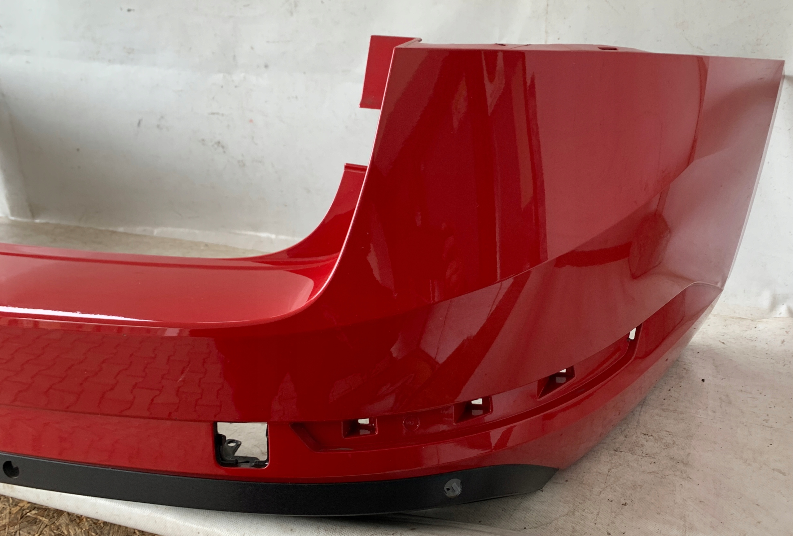 bumper rear part rear SKODA SUPERB III KOMBI PDC