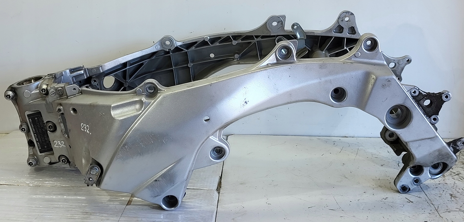 Rama Suzuki GSR 600 2006-2010r