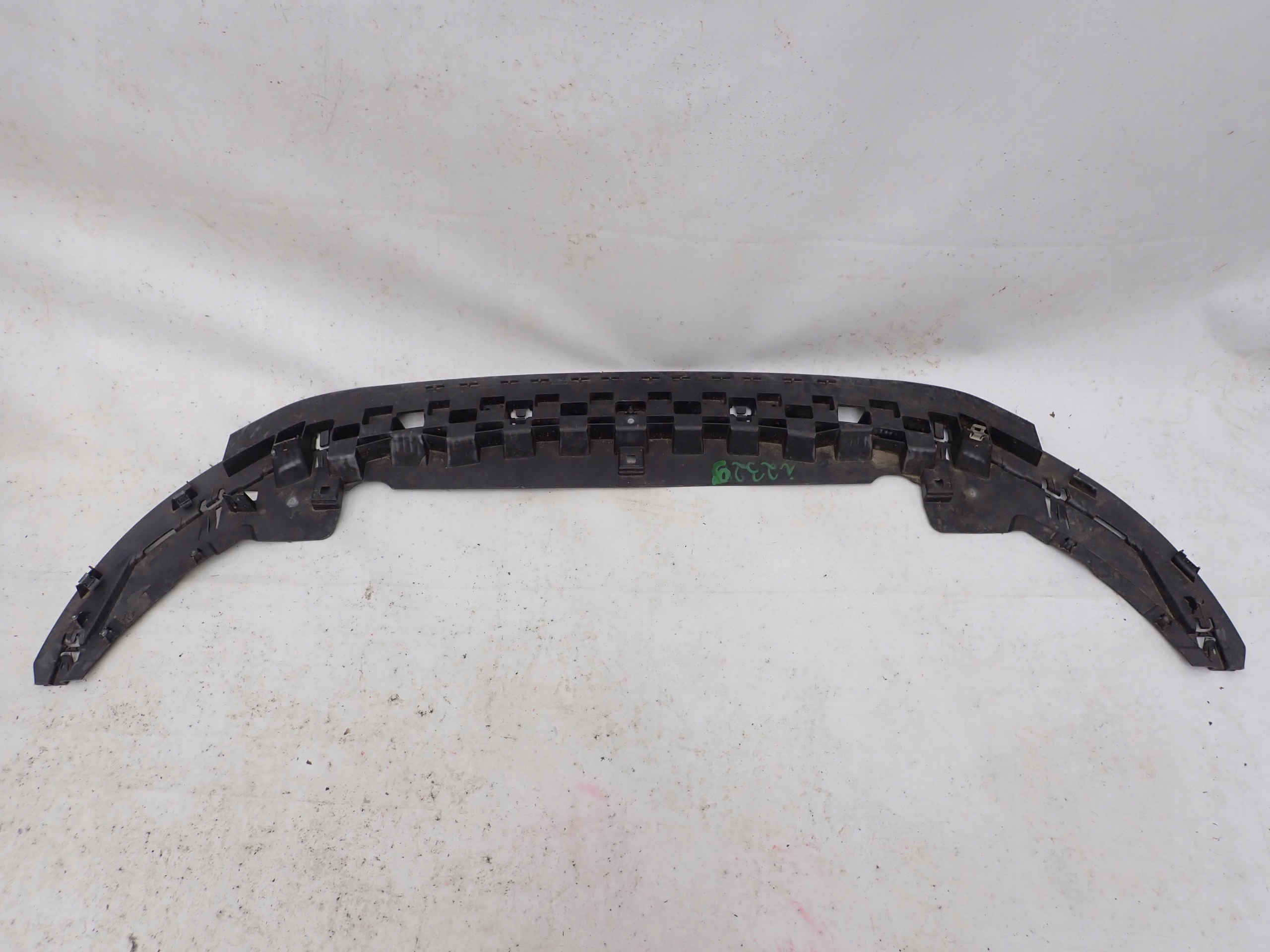 AUDI A3 8V 12- cover of a bumper front front 8V3807233
