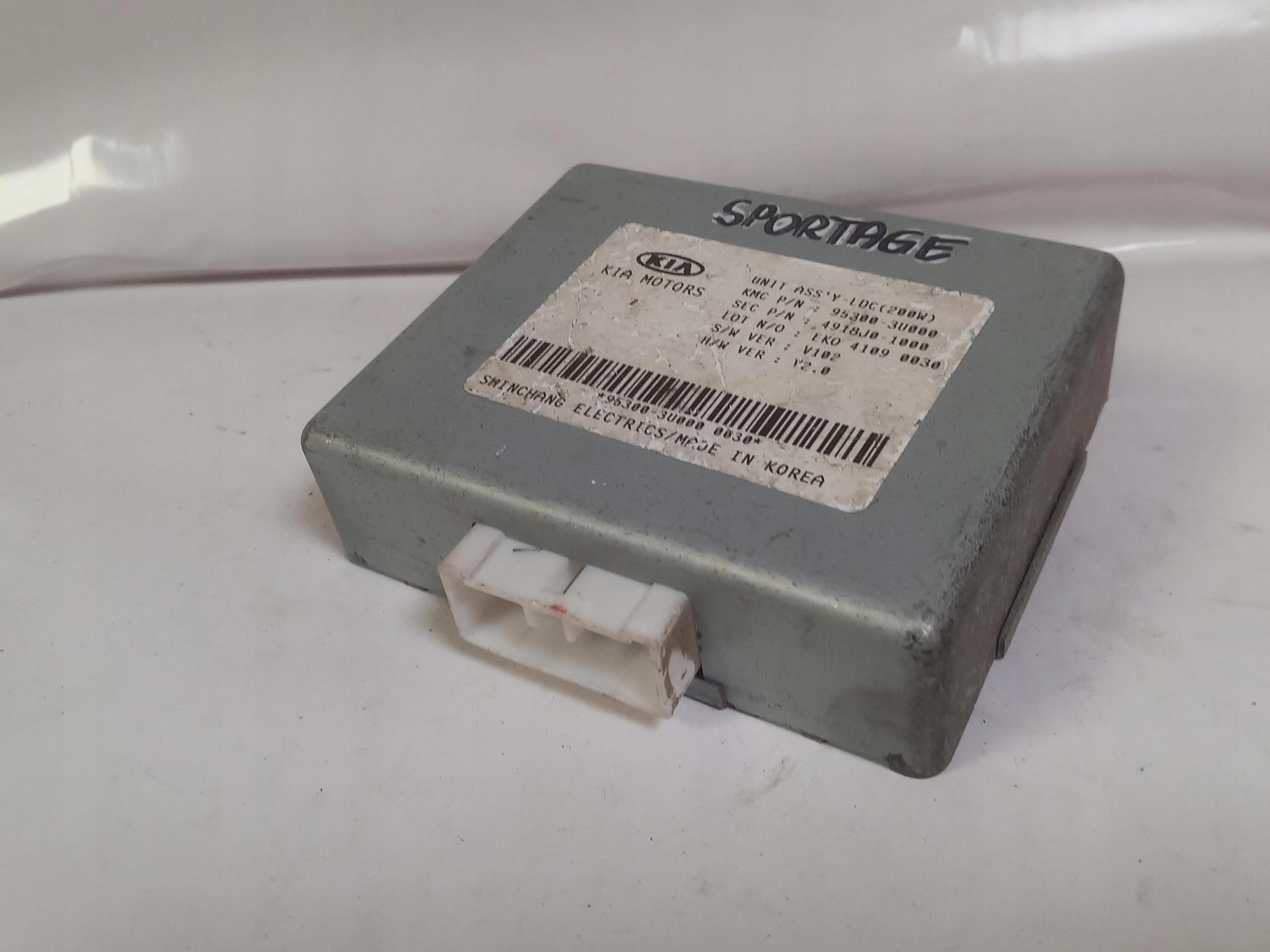 control unit module UNIT ASSY KIA SPORTAGE III 95300-3U000