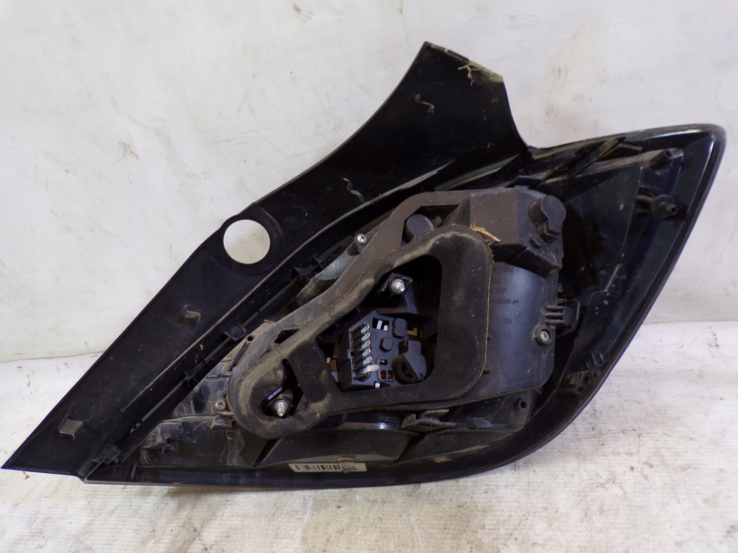 light rear rear part left OPEL ASTRA H HB LIFT 5D (10) (K)