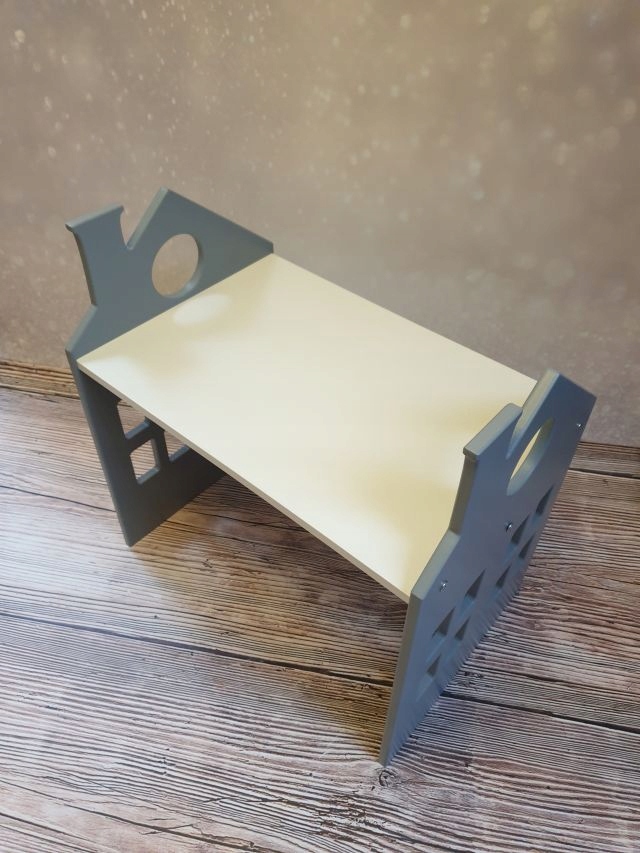 STOLIK Z KRZESEŁKIEM DREWNIANE DLA DZIECI PRODUCEN Bohater Inny