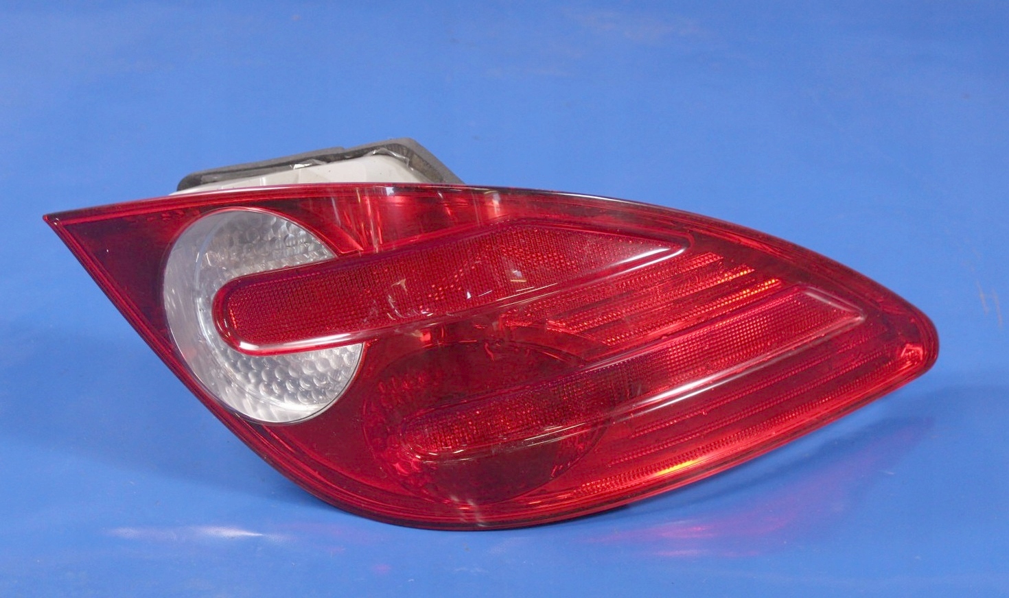 фонарь левая MERCEDES r класс W251 06r