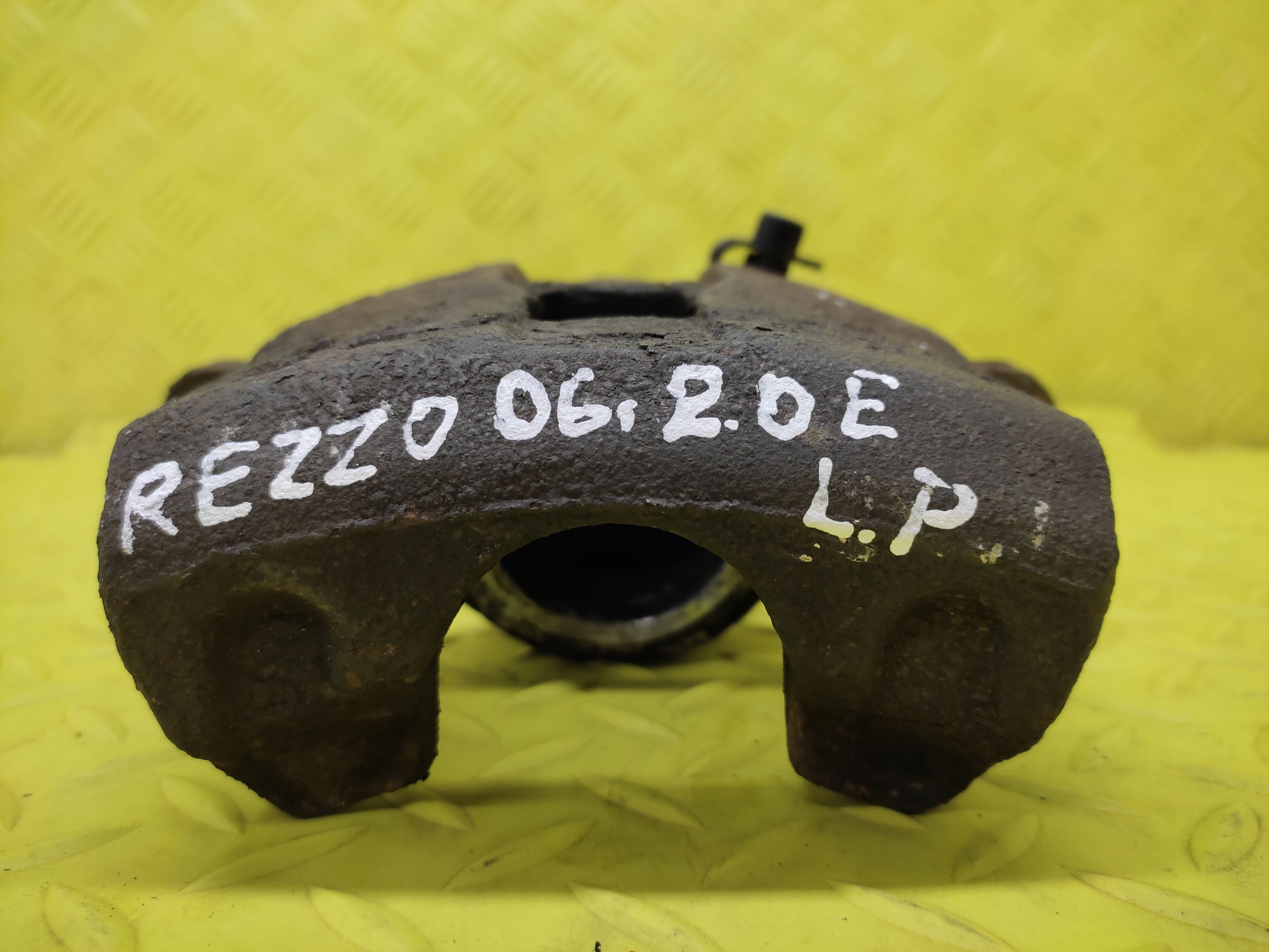 CHEVROLET REZZO 2.0 caliper brake left front