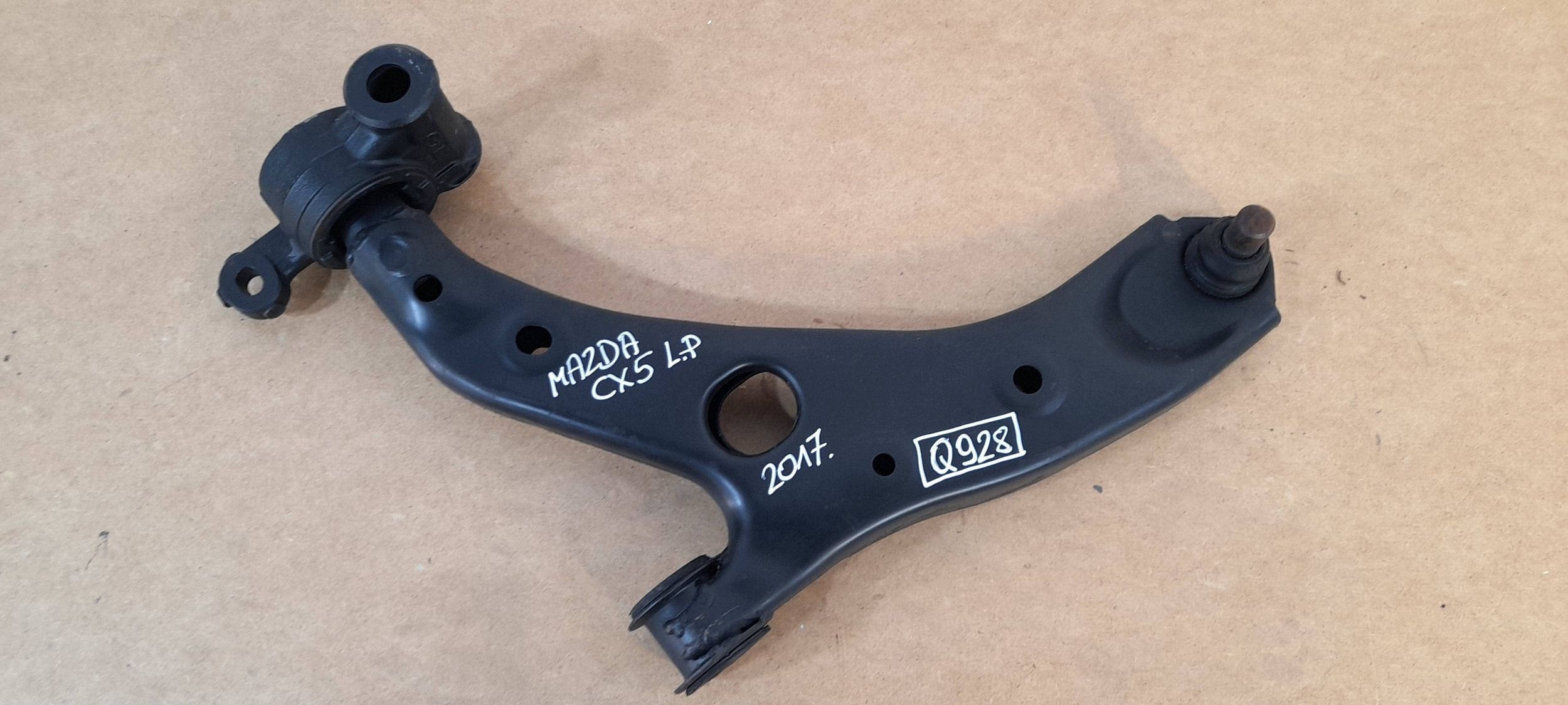Mazda CX-5 II arm front left (Q928)