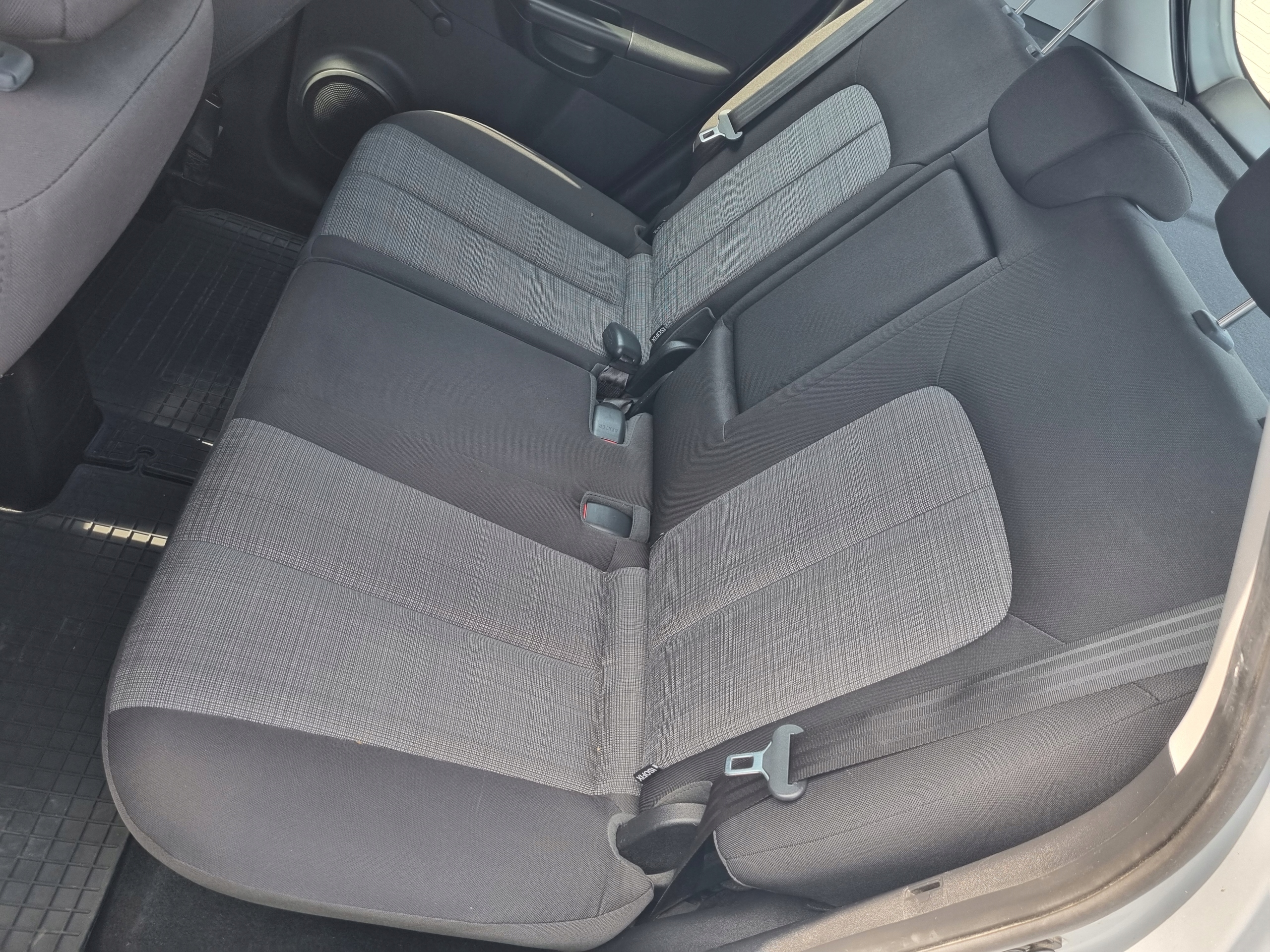 kia VENGA кресла комплект европа