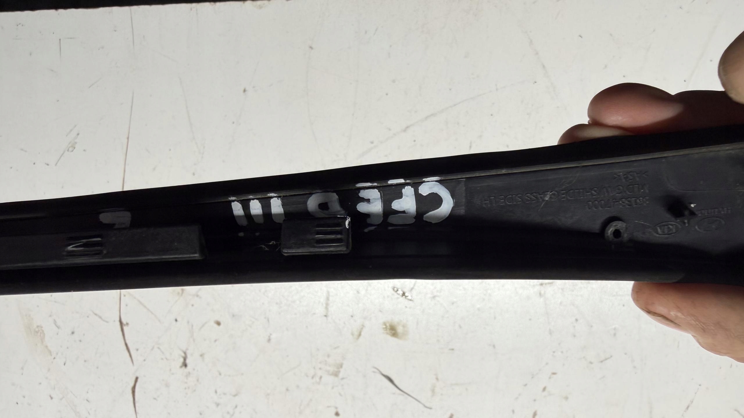 moulding windows left front KIA CEED III 86133-J7000 2017