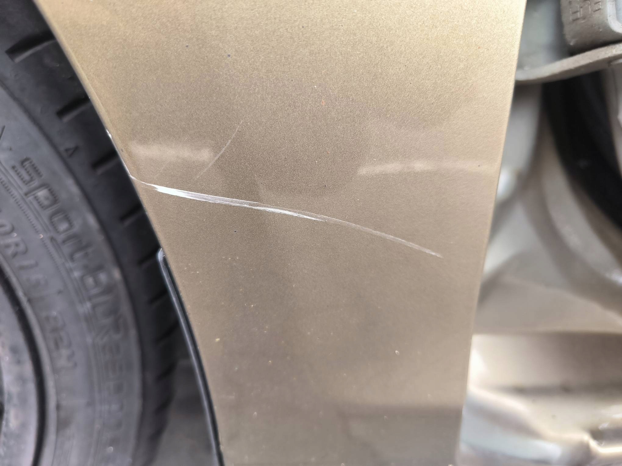 fender left front FORD FIESTA MK7