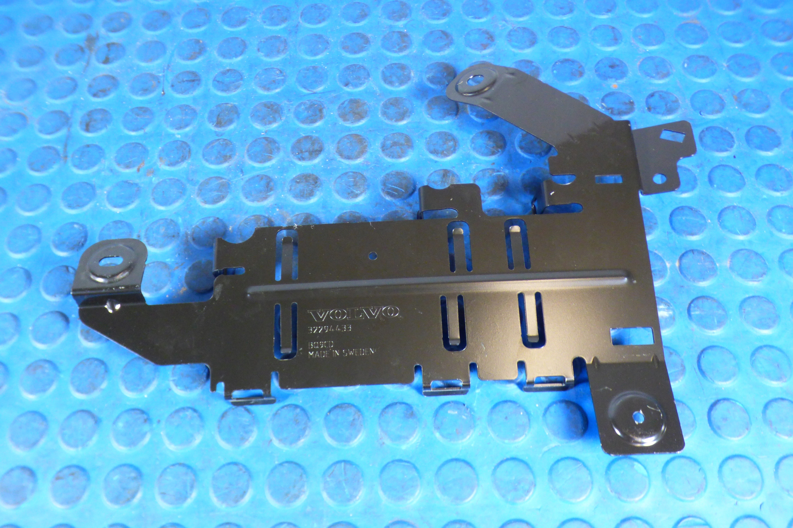 holder bracket holder 32294433 VOLVO XC60 II