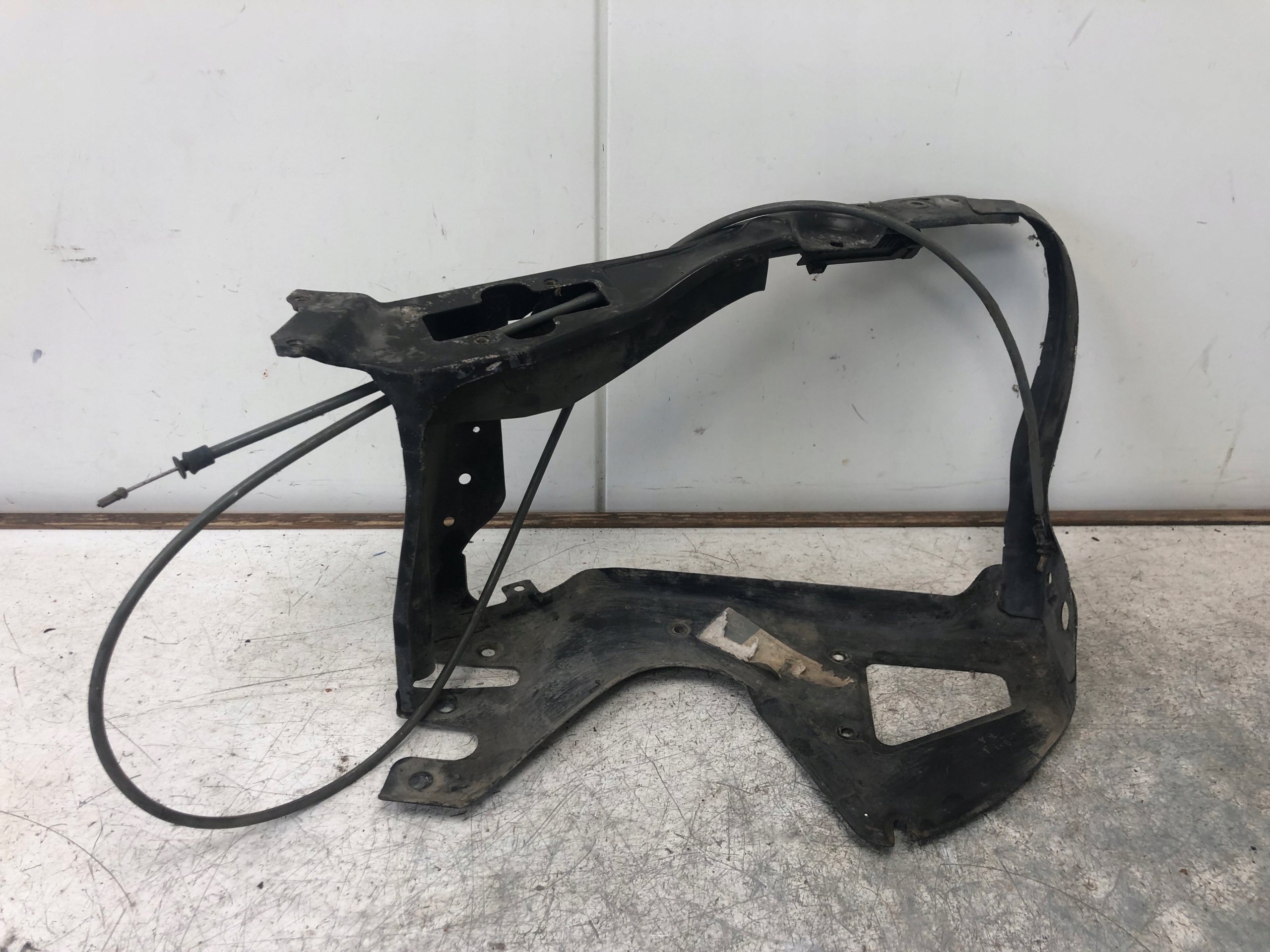 holder lights OKULAR left MERCEDES W220