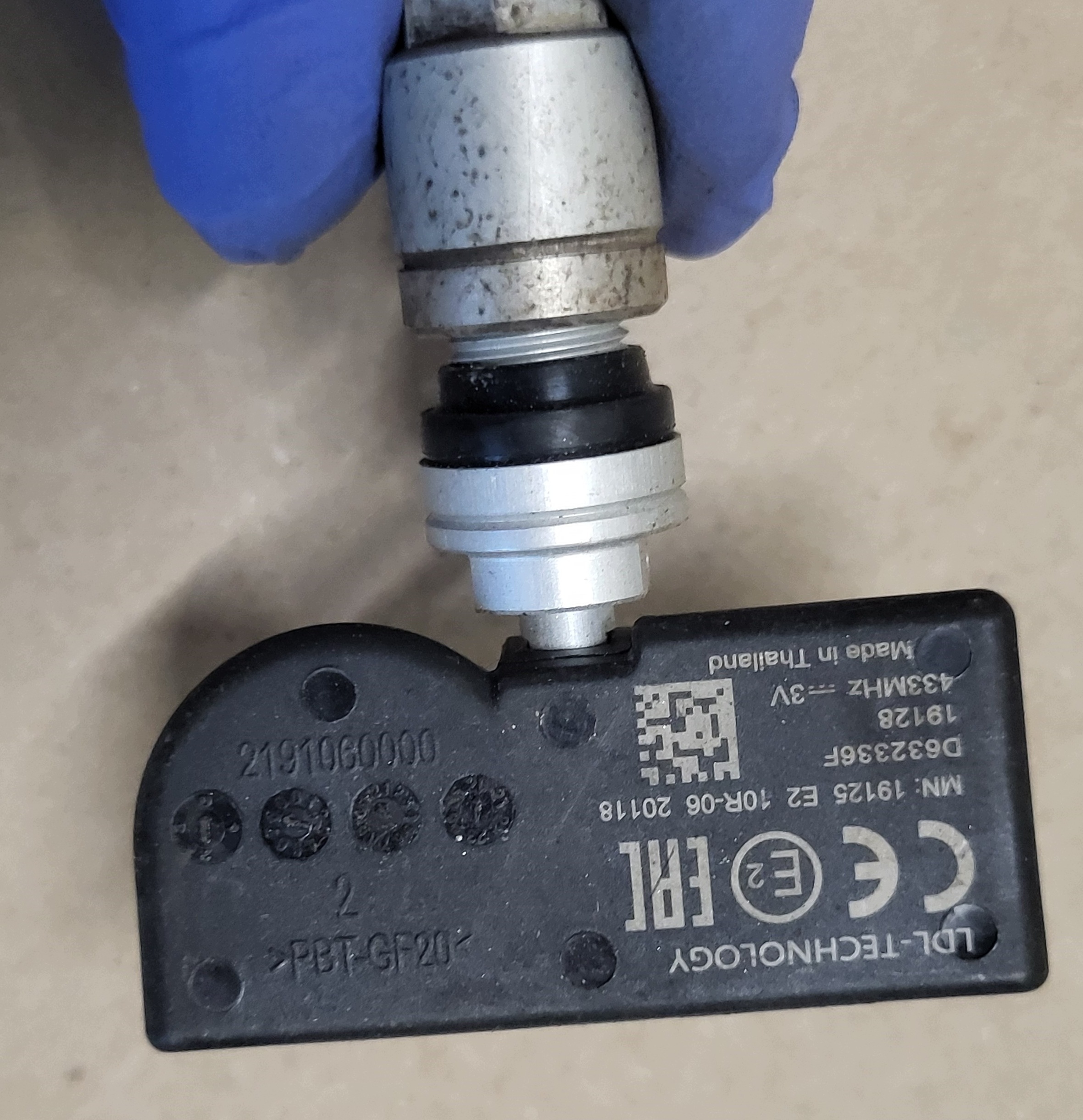 sensore pressione W OPONACH RENAULT 2191060000 D632336F