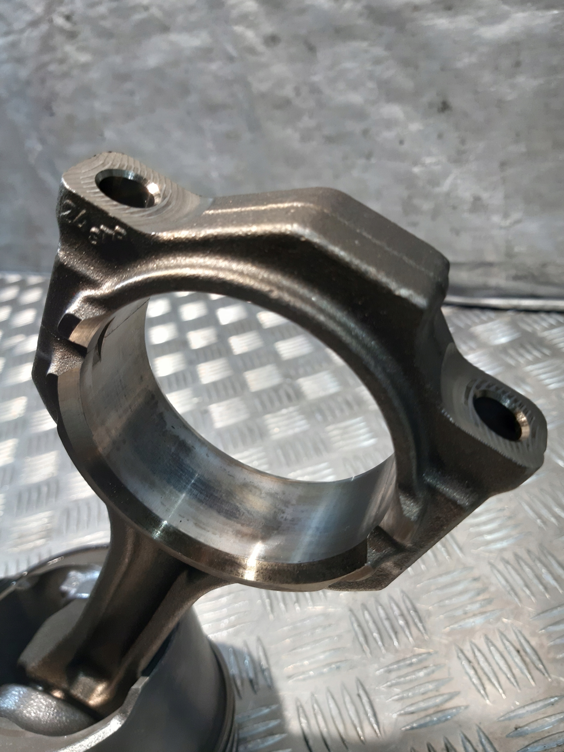 piston connecting rod MAN D0836 LOH66