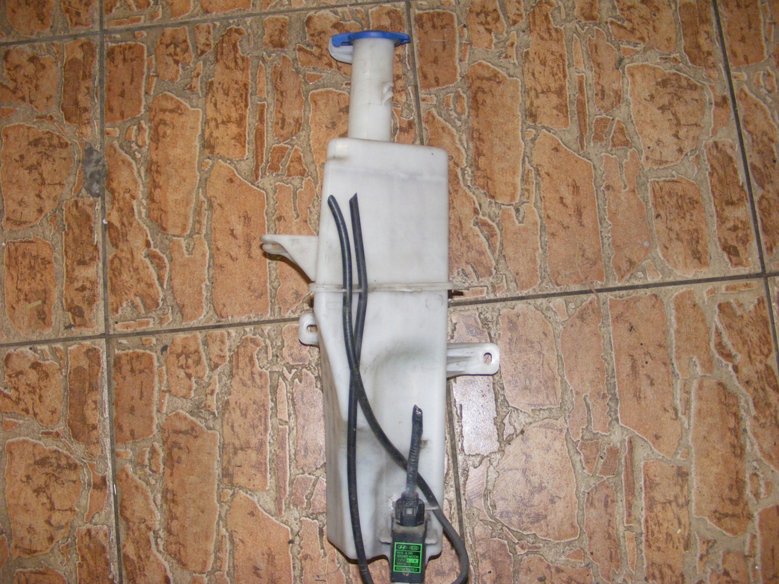 HYUNDA IX20 KIA VENGA БАЧОК ОМИВАЧА НАСОС