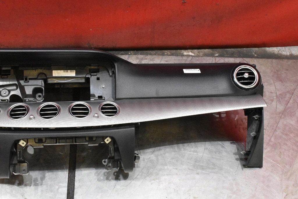 dashboard instrument panel console cockpit airbag EU MERCEDES E-KLASA W213 16-21