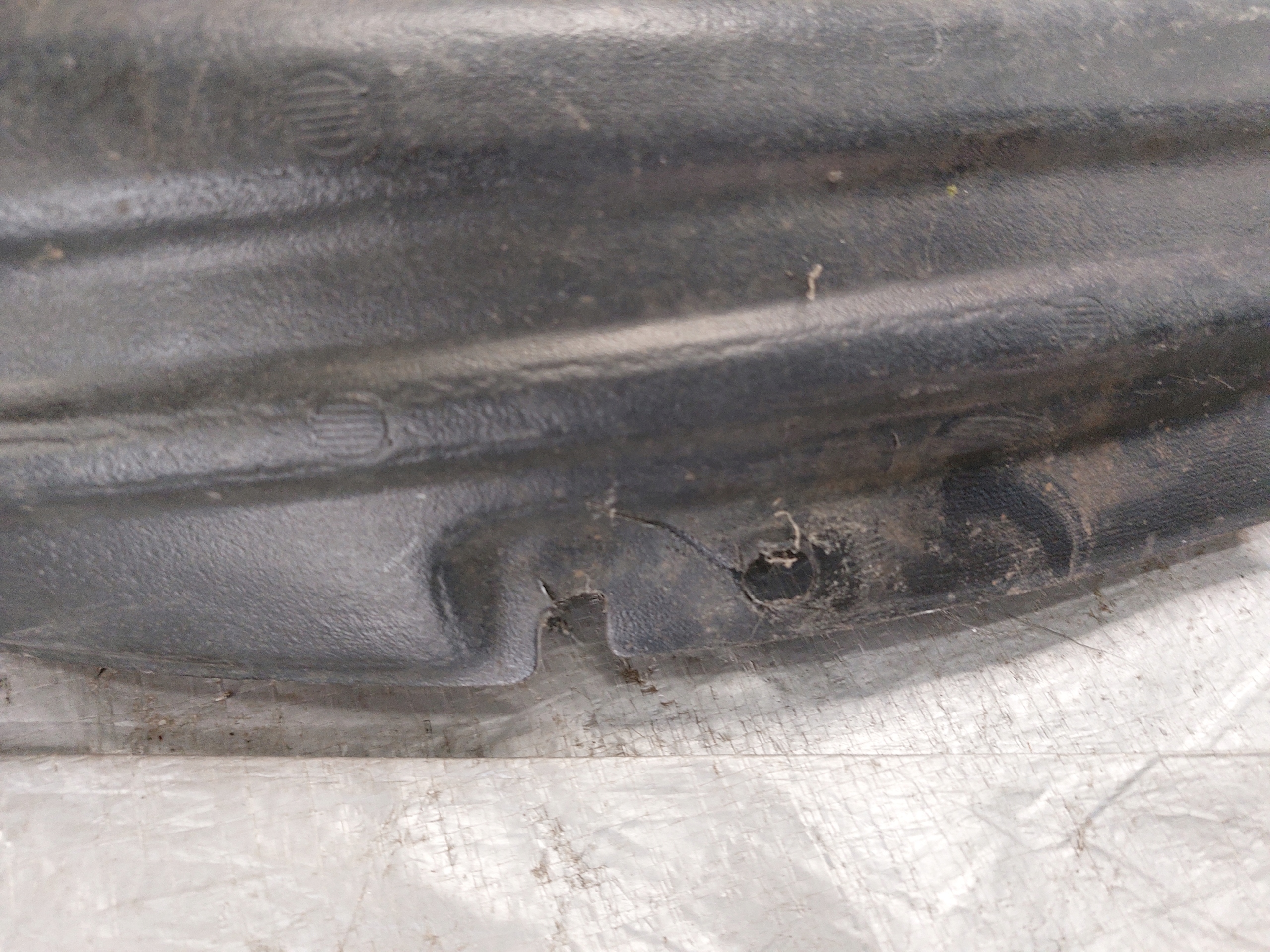 mudguard left front TOYOTA RAV 4 II