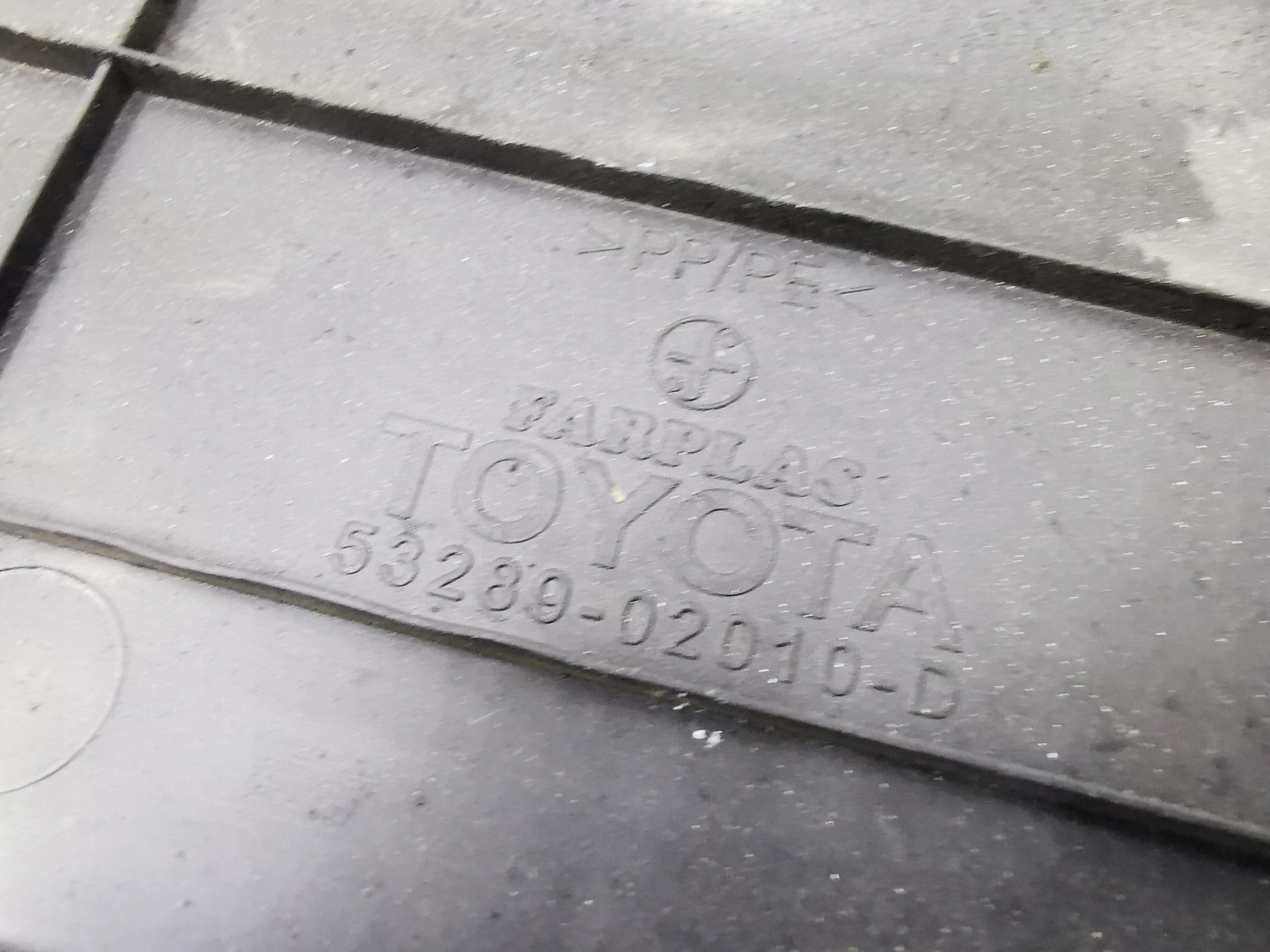 kryt stěny předního TOYOTA COROLLA E12 53289-02010-D