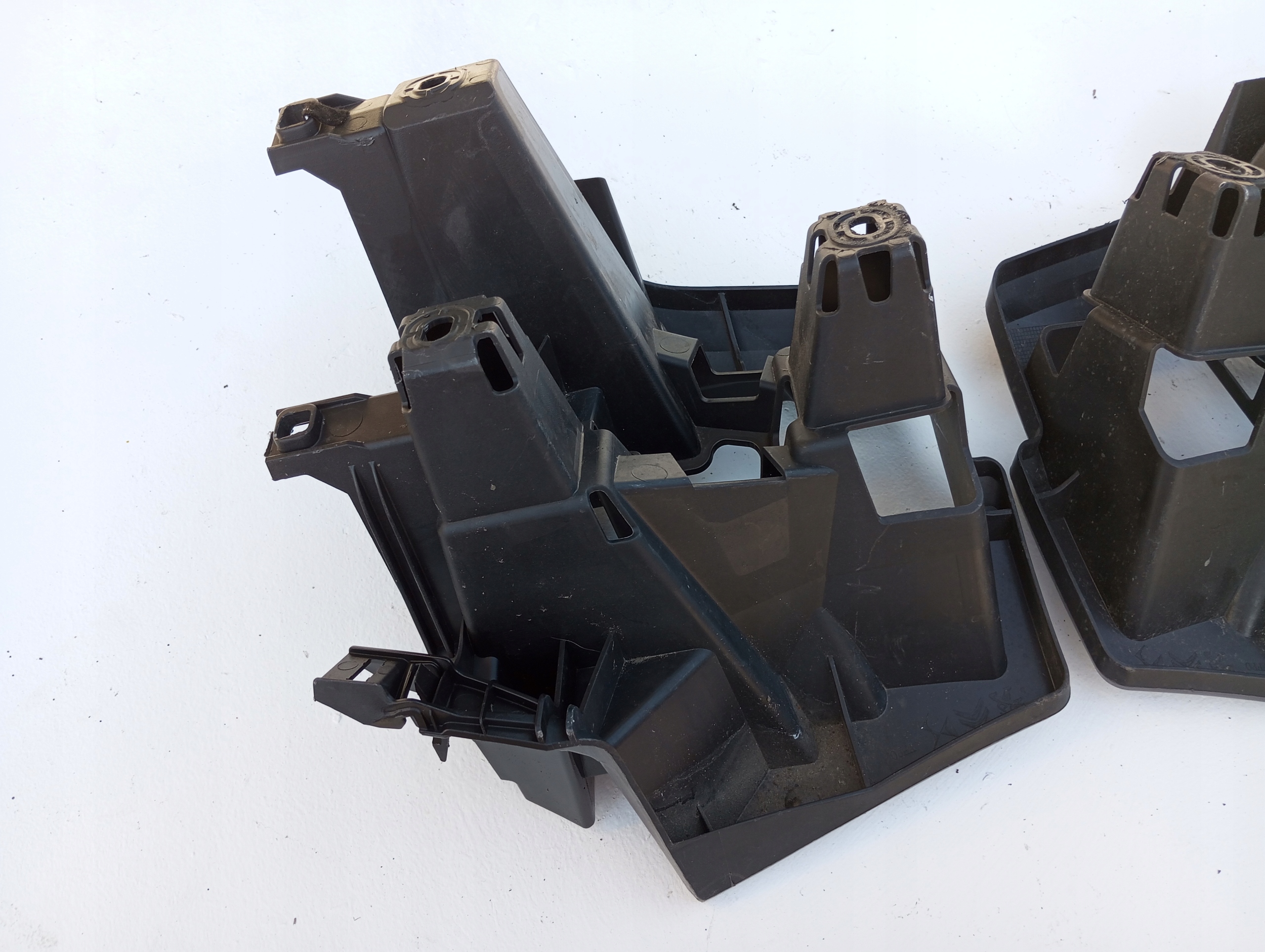 bumper bracket rear part CITROEN DS9 9823451480 9823451380