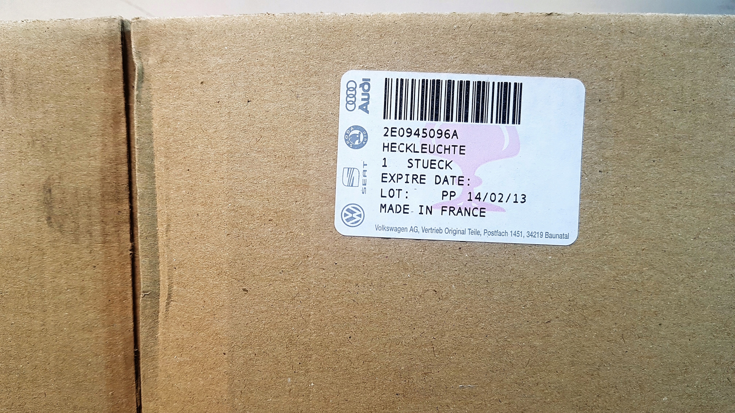 SPRINTER W906 PRYCZA VW CRAFTER DOKA VIGNAL PRAWA 9068200564 A9068200564 Stan opakowania oryginalne