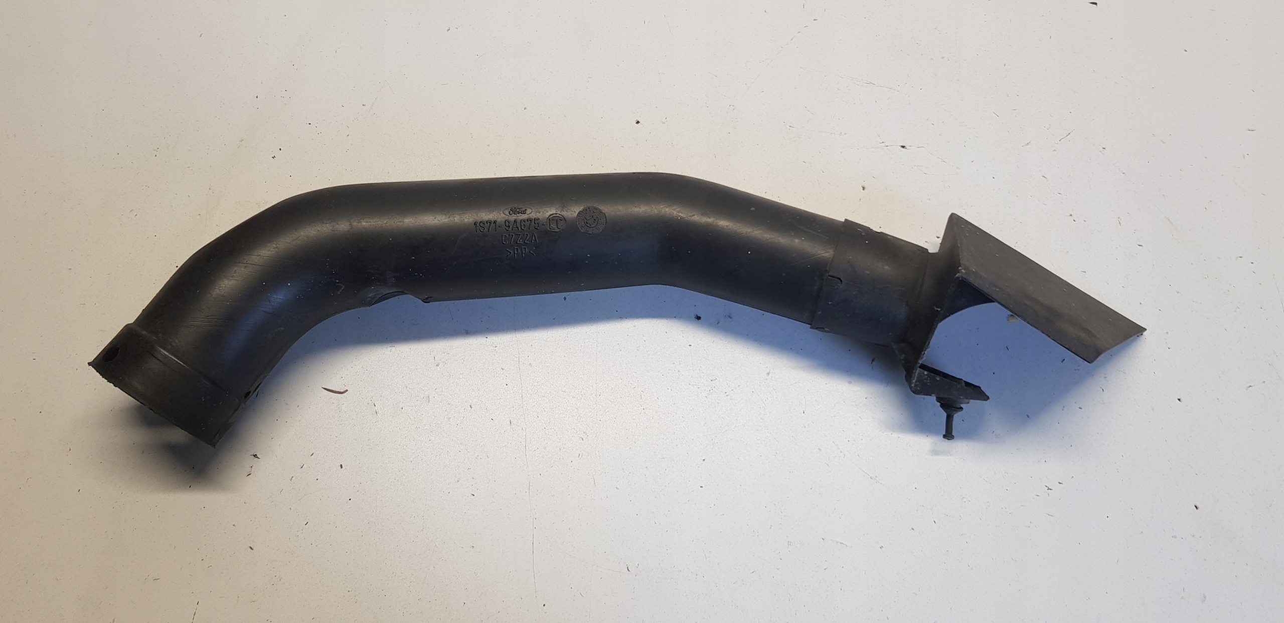 FORD MONDEO MK3 2.0 TDCI pipe hose air hose