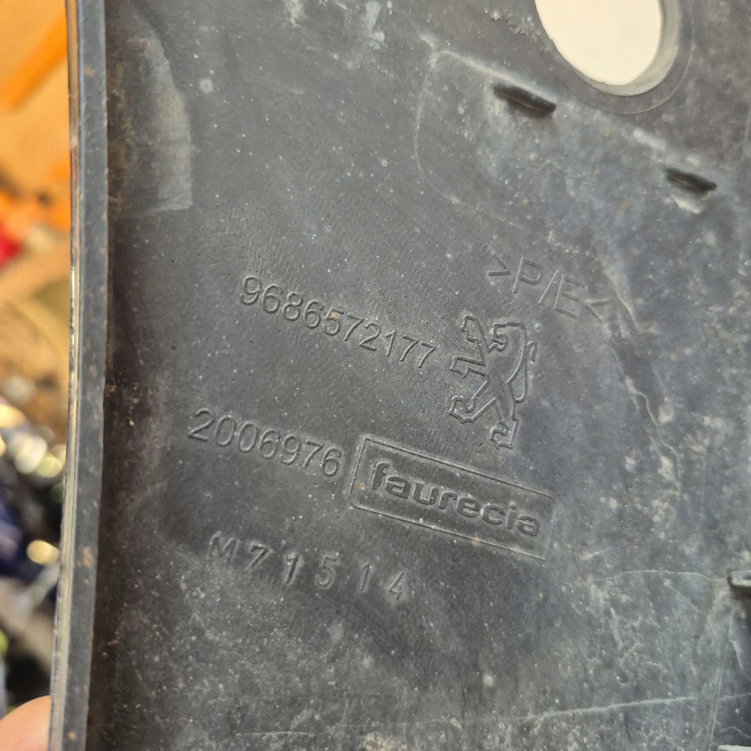 SKODA SUPERB III LIFT 3V0 19- bumper front front SAME PDC 3V0807221P